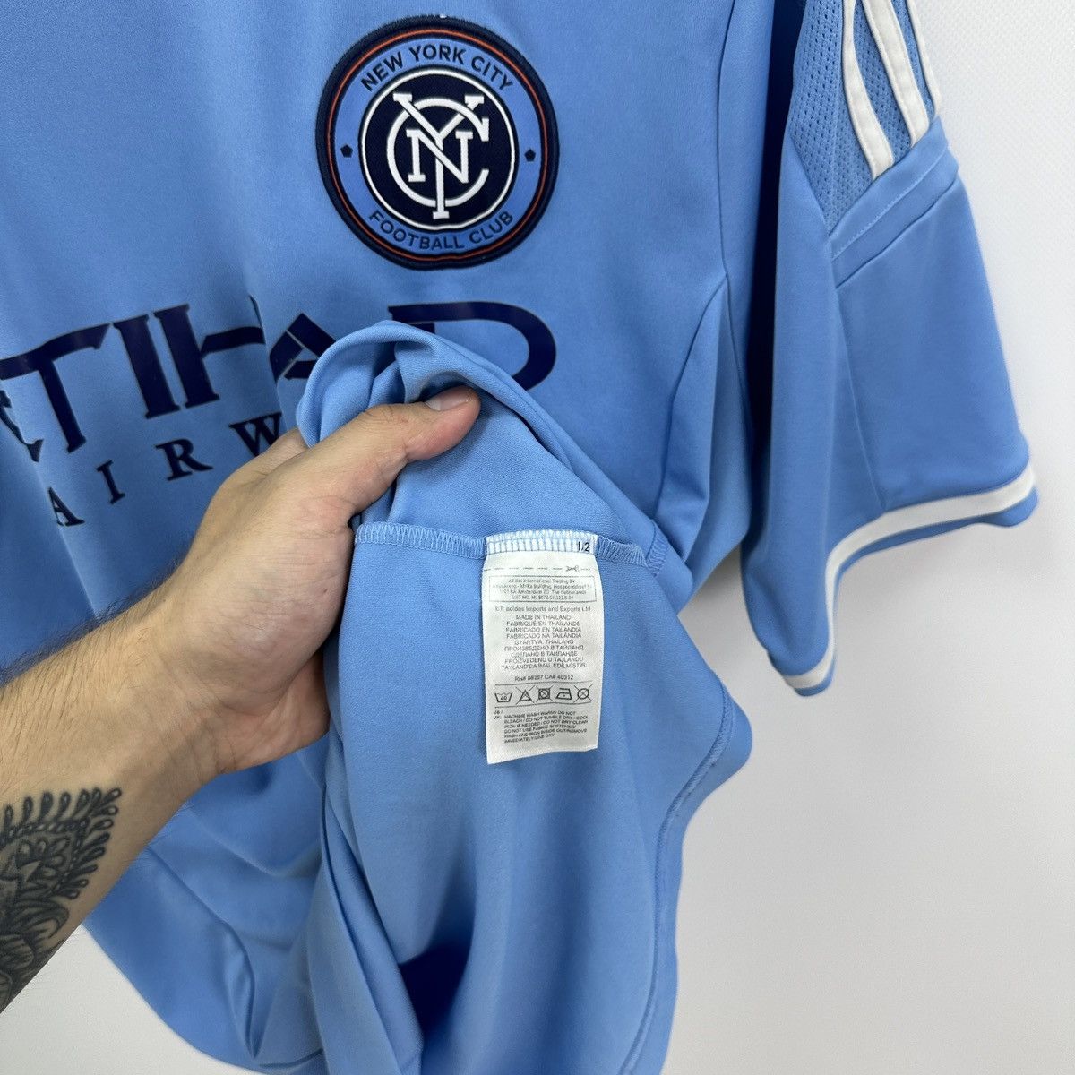 Other Vintage 00s New York City Adidas Home Jersey 2010 MLS hype Size US L / EU 52-54 / 3 - 9 Thumbnail