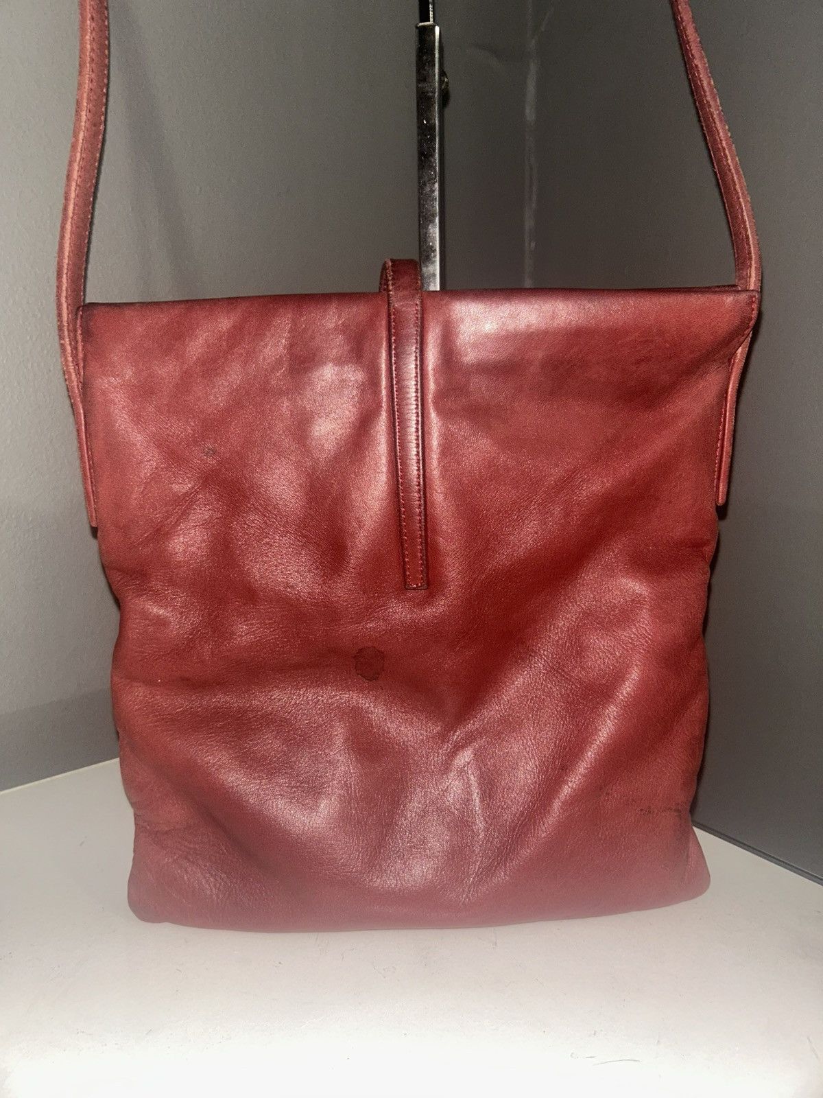Loewe Vintage Loewe Burgundy Leather Shoulder Bag (project piece) Size ONE SIZE - 8 Thumbnail