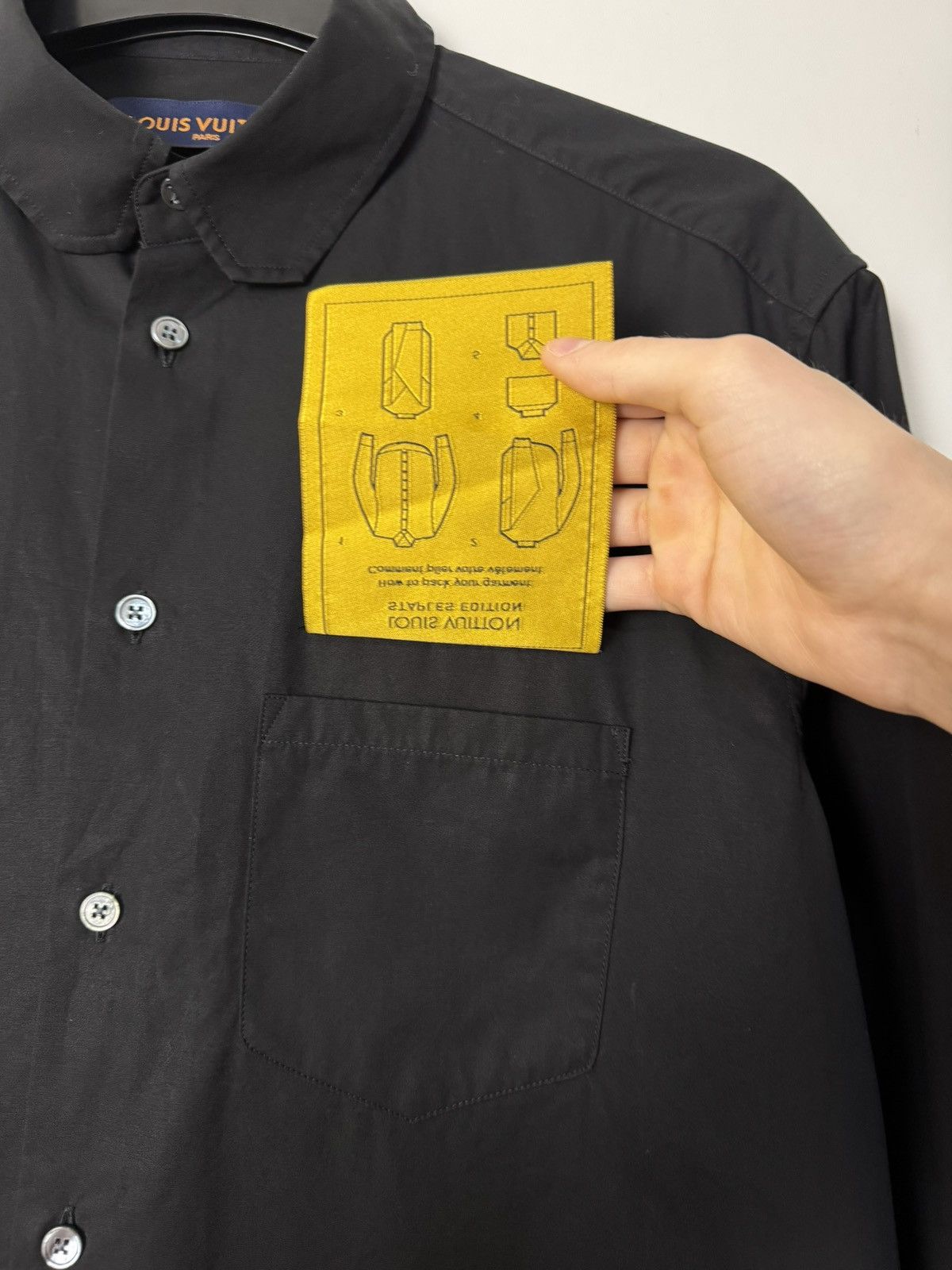 Louis Vuitton Louis Vuitton by Virgil Abloh Staples Edition Black Shirt Size US S / EU 44-46 / 1 - 7 Thumbnail