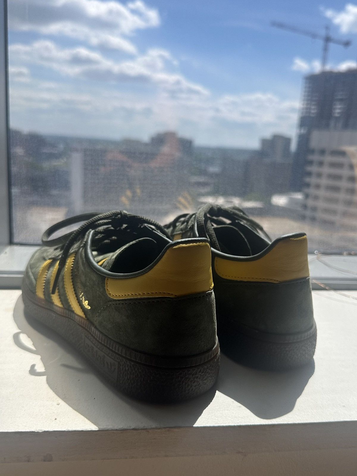 Adidas adidas Handball Spezial Night Cargo Tribe Yellow Size US 6 / EU 39 - 4 Thumbnail