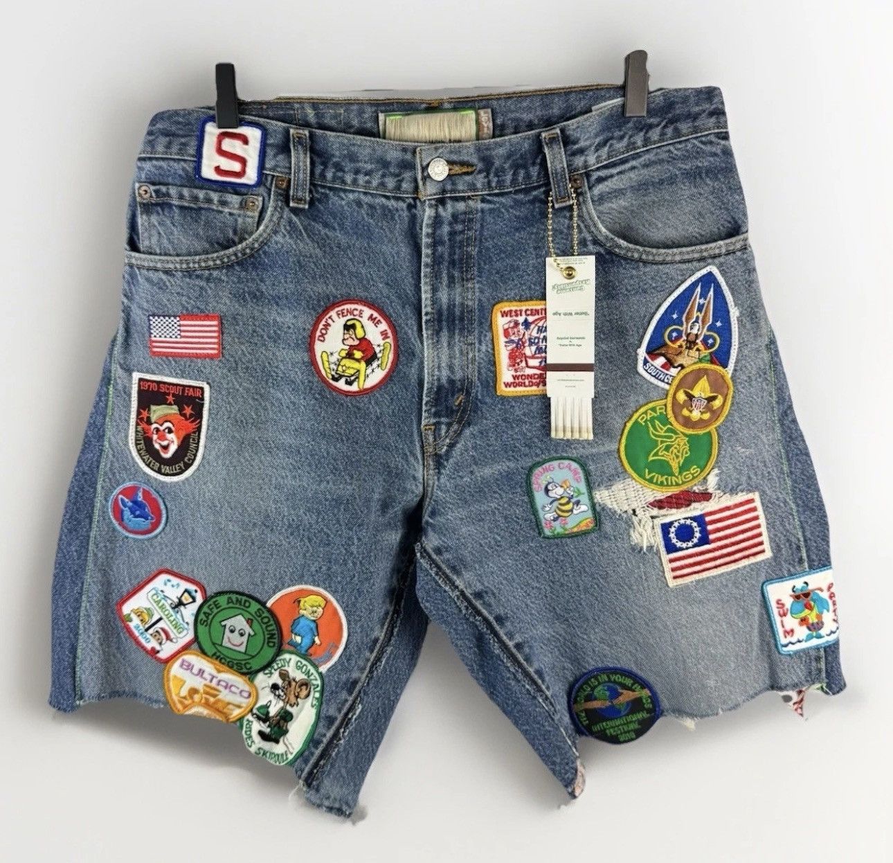 Better With Age LEVI’S PATCH WORK DENIM SHORTS Size US 36 / EU 52 - 1 Thumbnail