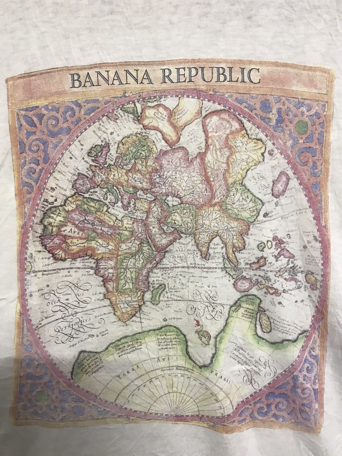 Banana Republic × Vintage Distres Vintage Banana Republic Mape Logo Size US S / EU 44-46 / 1 - 6 Thumbnail