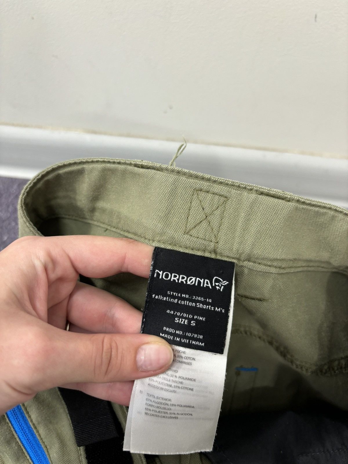 Norrona Norrona Men’s Falketind Olive Green Outdoor Cotton Shorts Size US 30 / EU 46 - 12 Thumbnail
