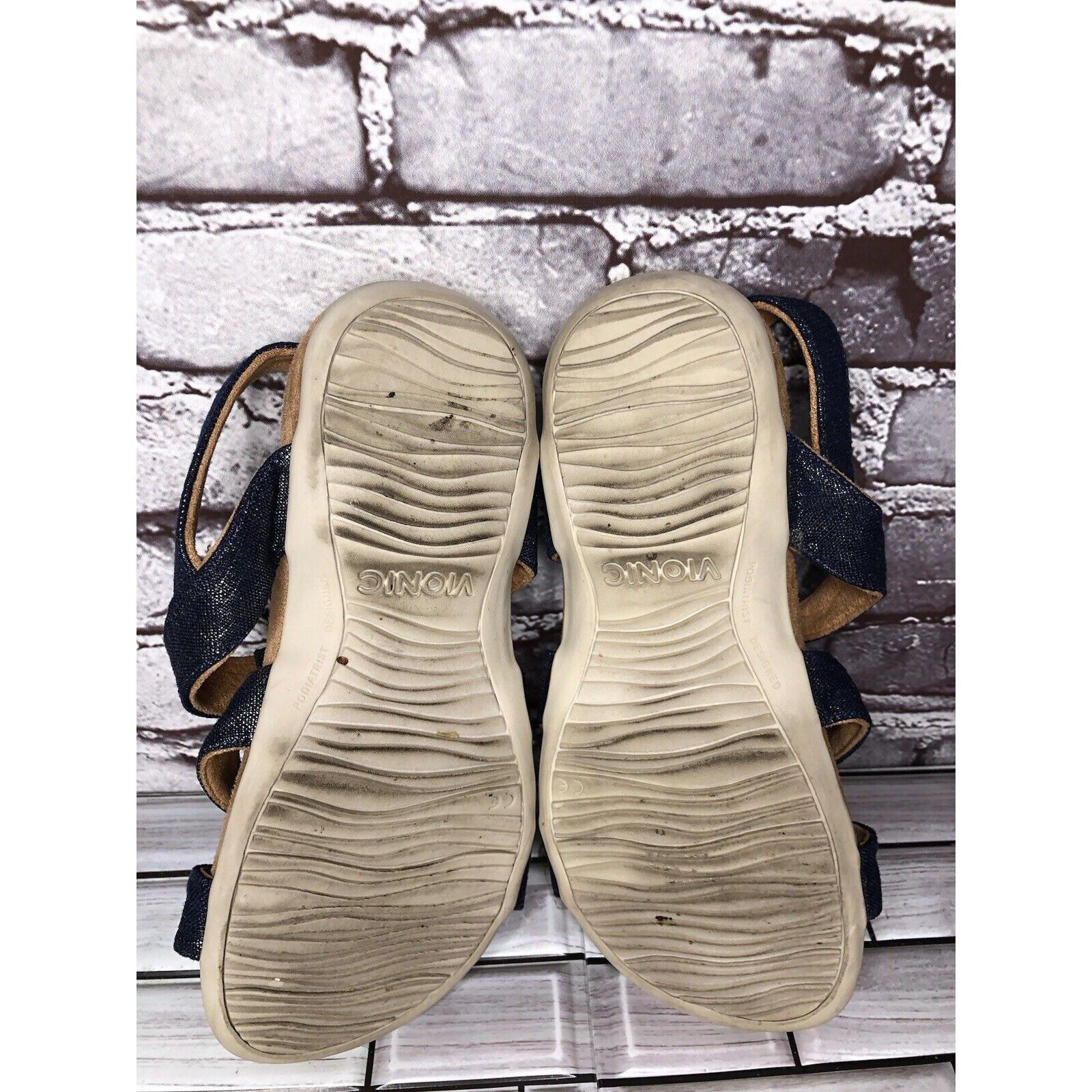 Other Vionic Amber Blue Denim Adjustable Strap Casual Sandals Wome Size US 8 / IT 38 - 9 Thumbnail
