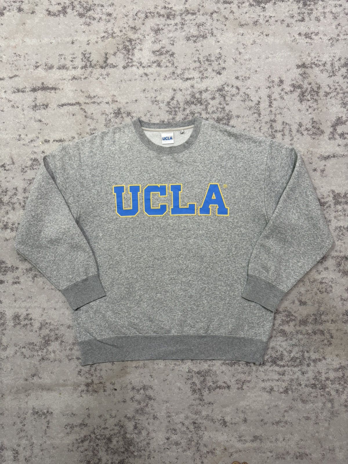 Japanese Brand University California Los Angeles Bruins Biglogo Sweatshirt Size US L / EU 52-54 / 3 - 3 Thumbnail