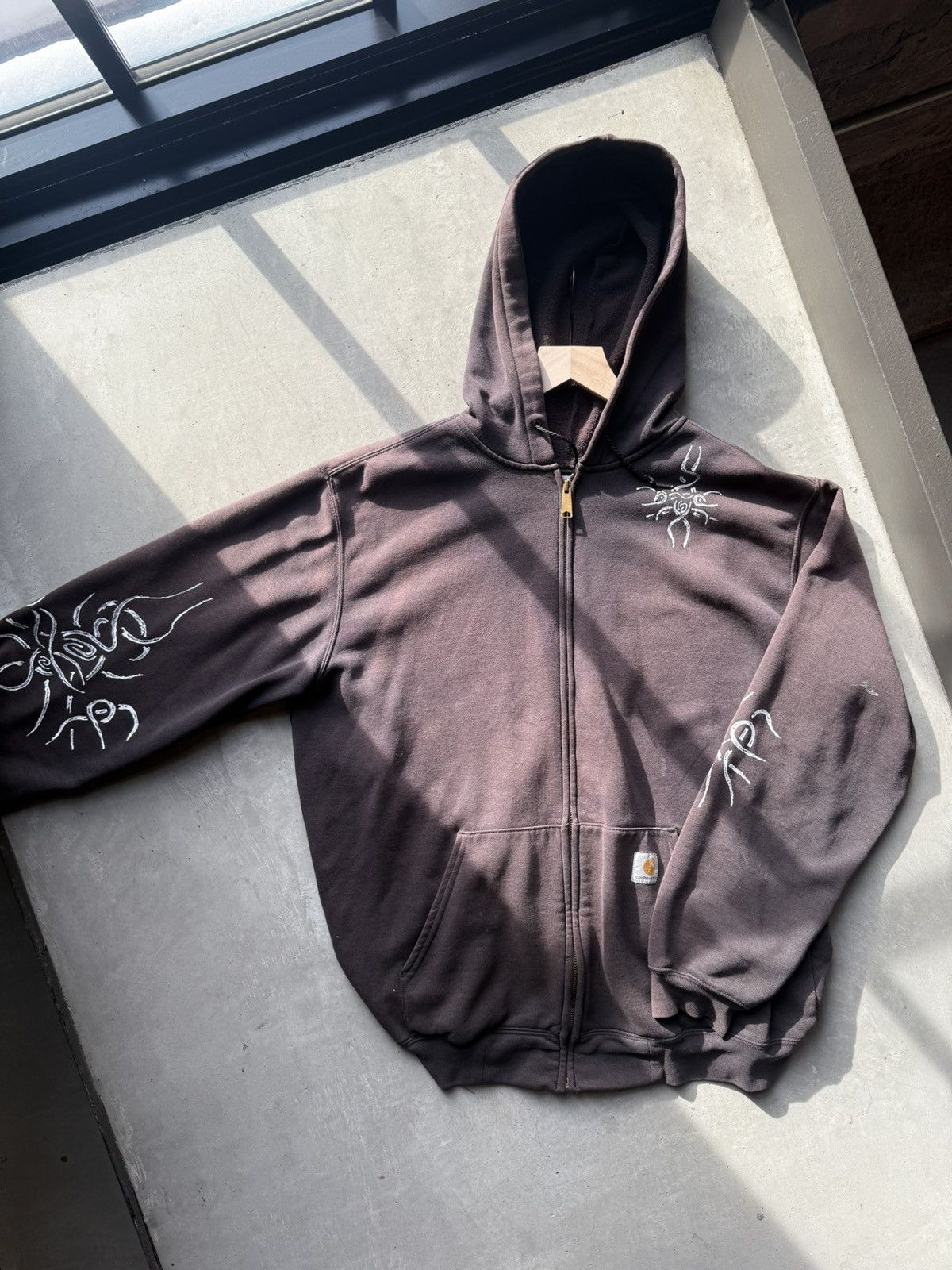 Carhartt × Vintage Vintage Carhartt faded brown hoodie Tattoo 001 Size US L / EU 52-54 / 3 - 4 Thumbnail