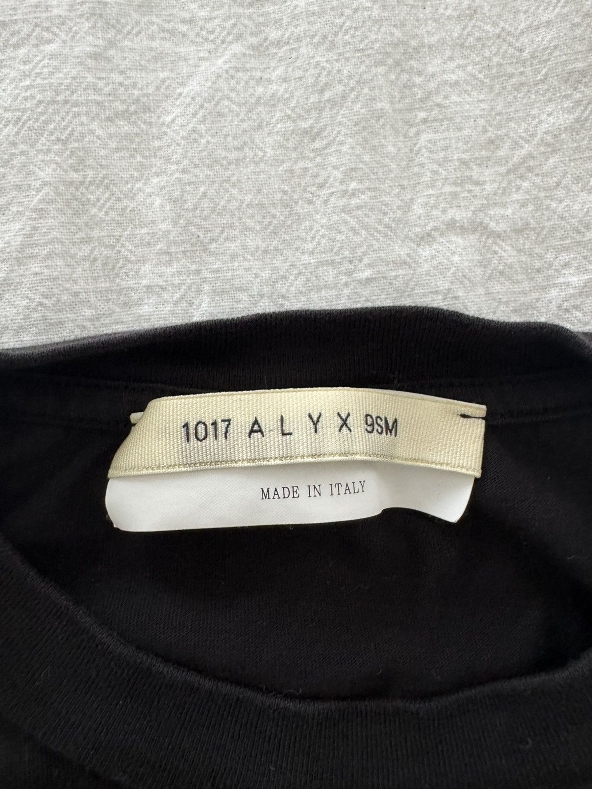 1017 ALYX 9SM 1017 ALYX 9SM Logo T-Shirt Size US XL / EU 56 / 4 - 4 Thumbnail