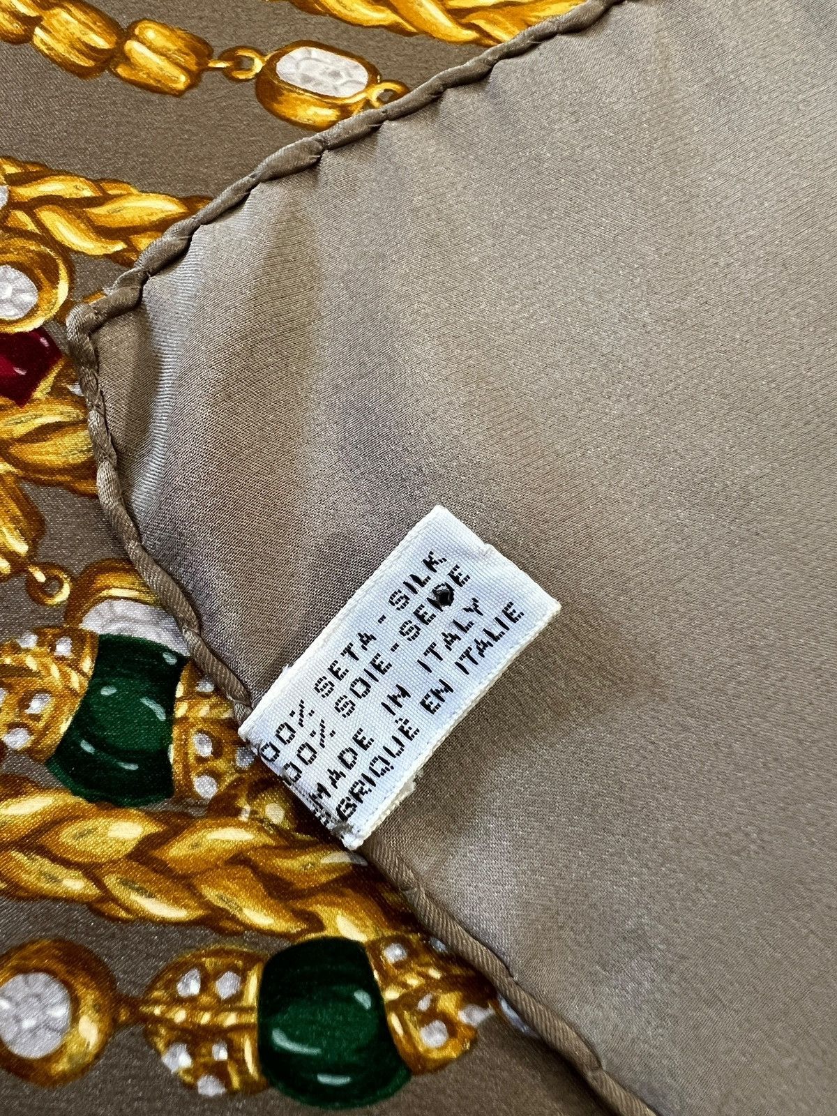 Chanel Vintage Chanel Silk Scarf Size ONE SIZE - 11 Thumbnail
