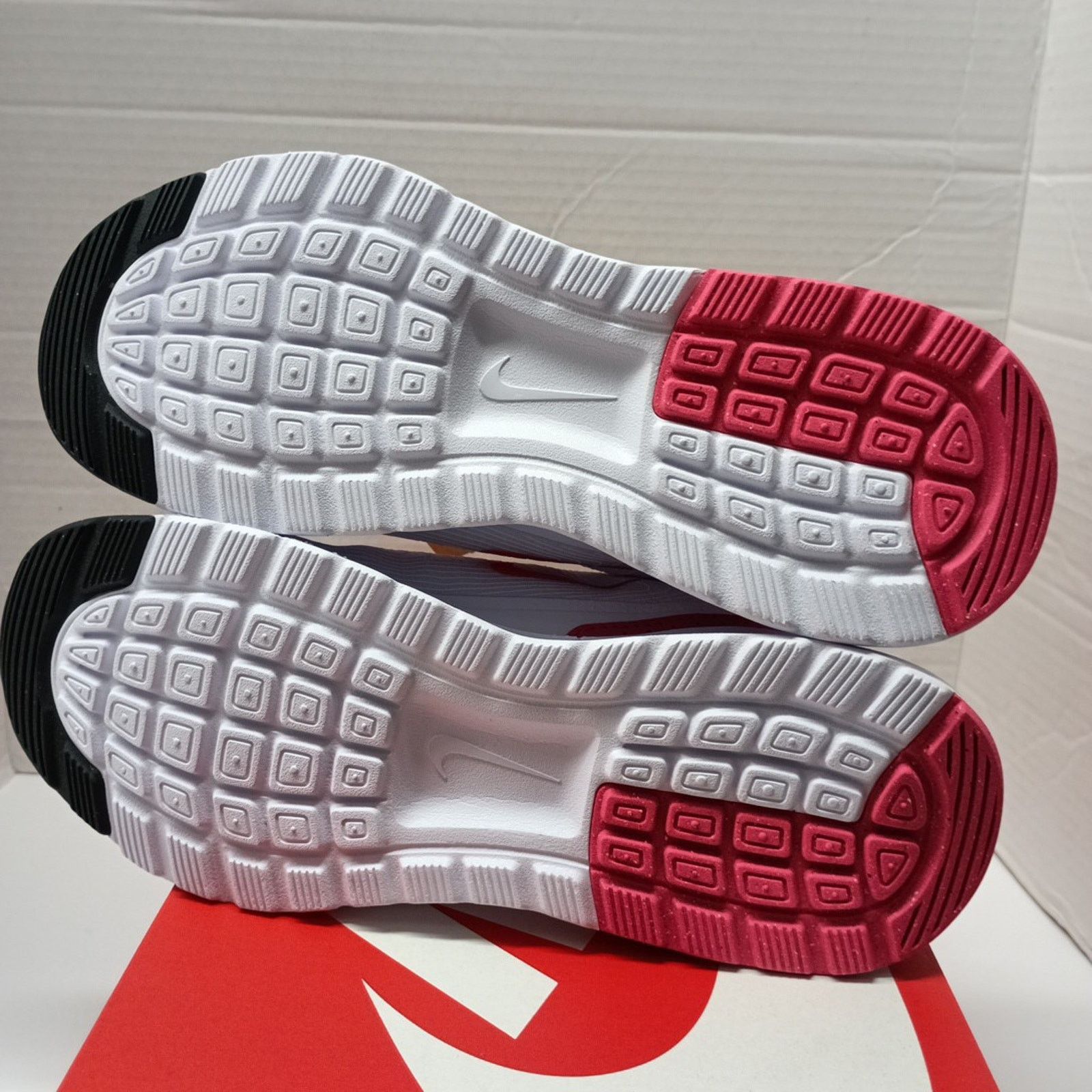 Nike Nike Air Max Nuaxis Women's Size 8 White Easter Pink HF1233 Size US 8 / IT 38 - 5 Thumbnail