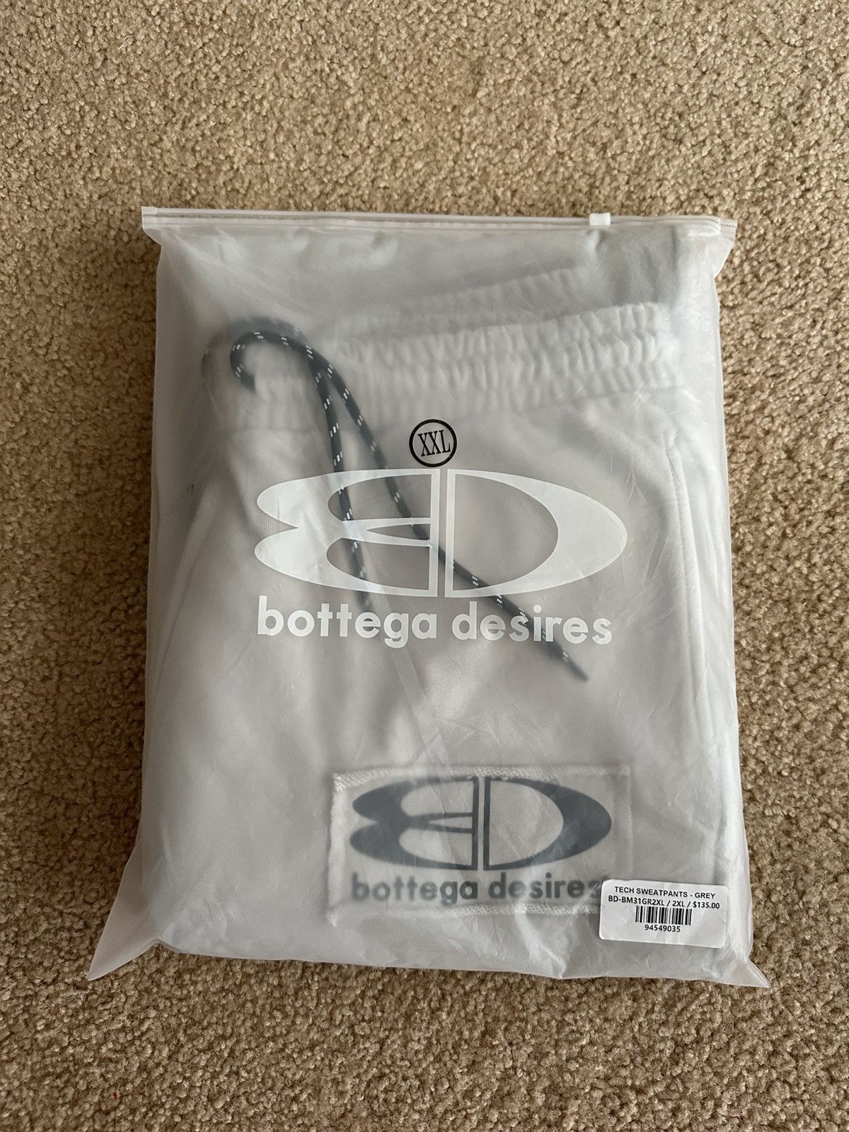 Bottega Desires Bottega Desires Grey Tech Sweatpants Size 2XL Size US 38 / EU 54 - 11 Thumbnail