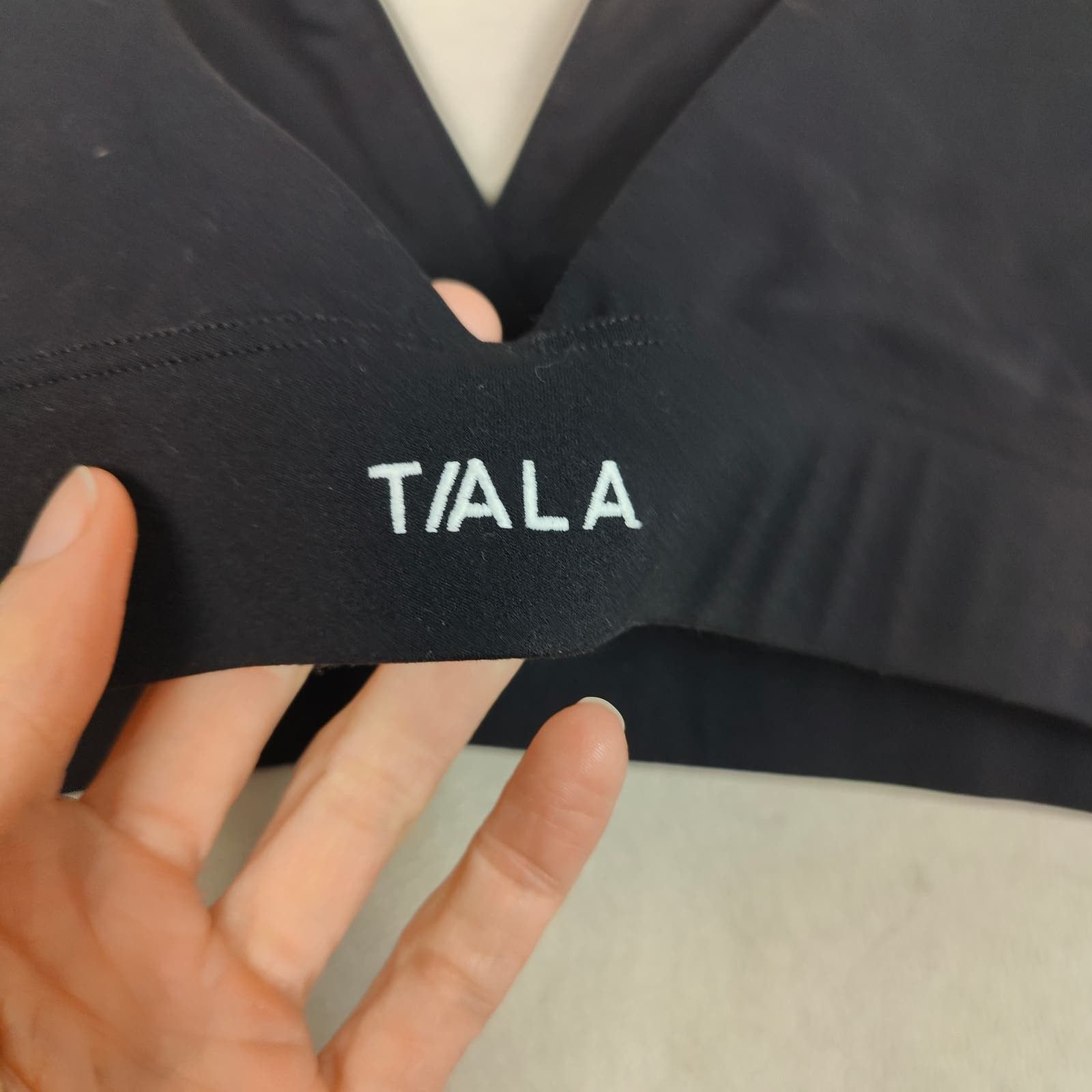 Other T/ala DayFlex V Neck Sports Bra Womens XL Shadow Black Size XL / US 12-14 / IT 48-50 - 3 Thumbnail