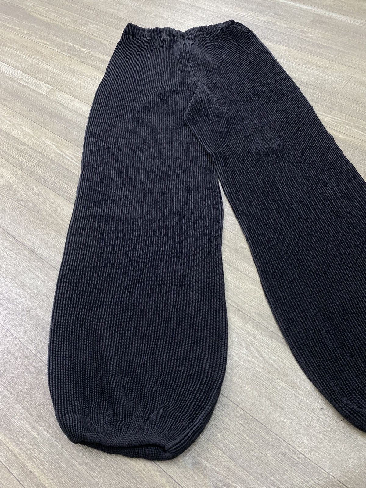 Japanese Brand Vintage Specchio Pleats Please Issey Miyake Balloon Pants Size US 28 / EU 44 - 3 Thumbnail