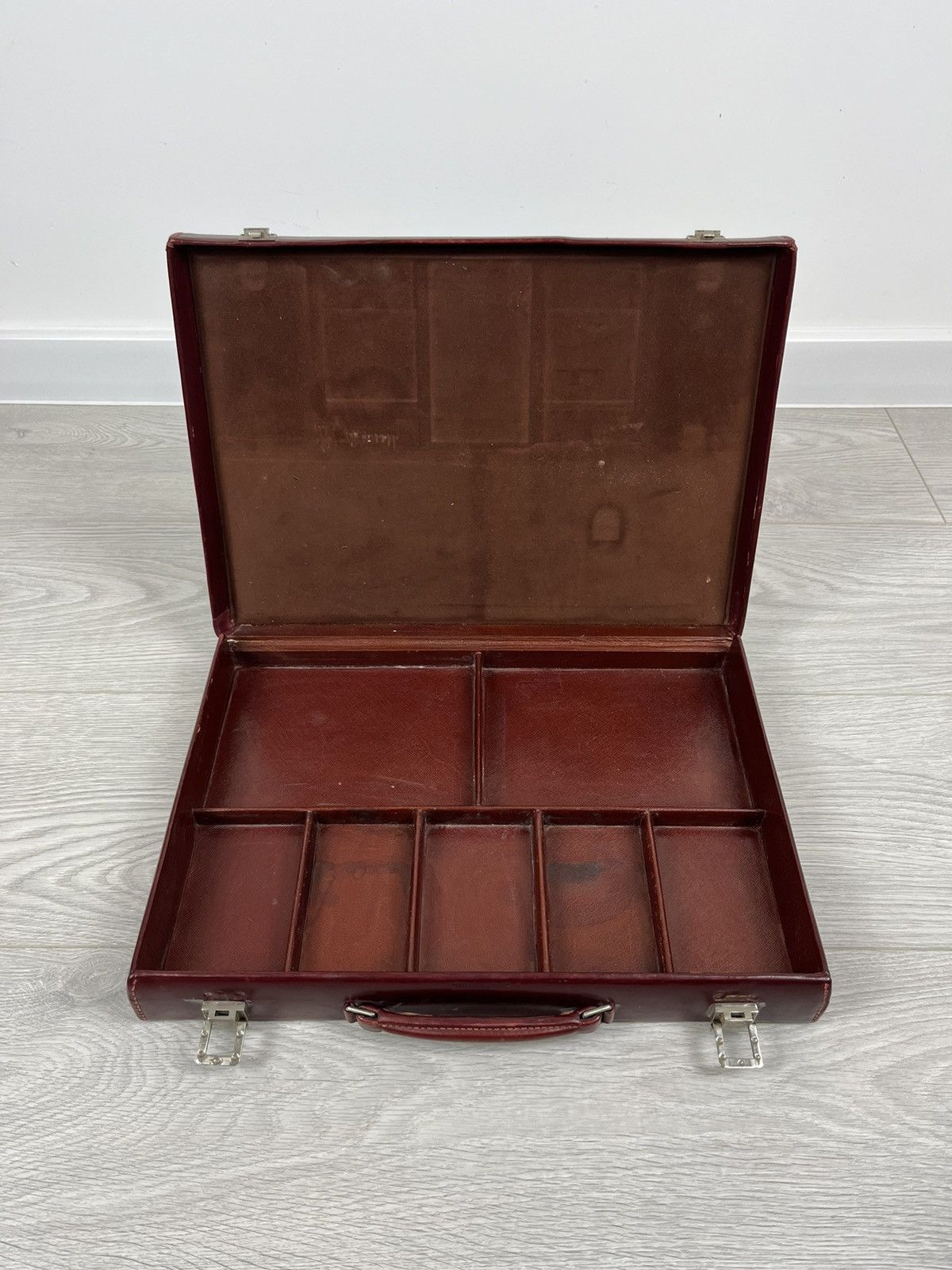 Hermes Paris Vintage 80-90s Luggage Jewelry Case Suitcase