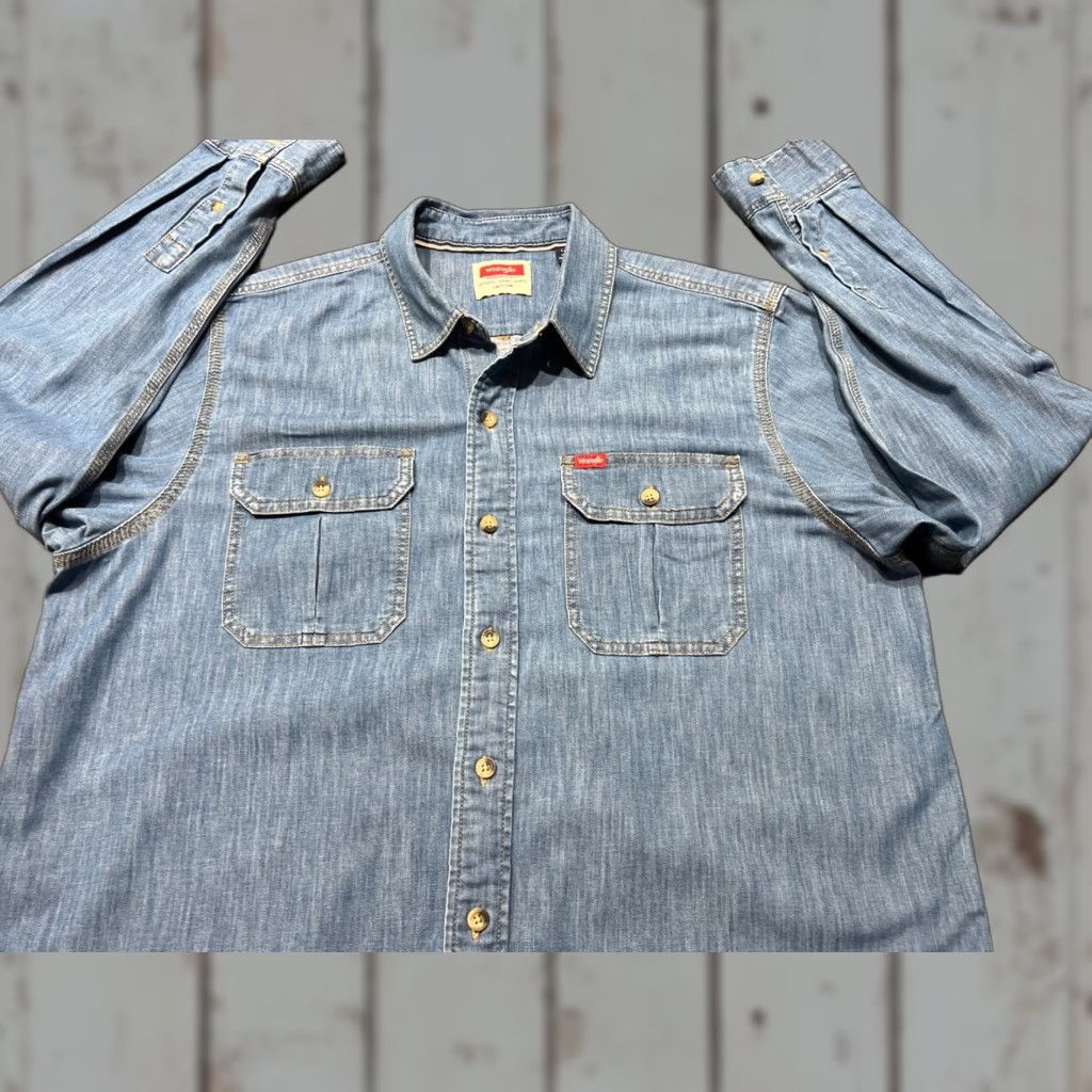 Wrangler VINTAGE Wrangler Long Sleeve Shirt Men Large Blue Denim Western Cowboy Rodeo Pearl Snap Size US L / EU 52-54 / 3 - 1 Thumbnail