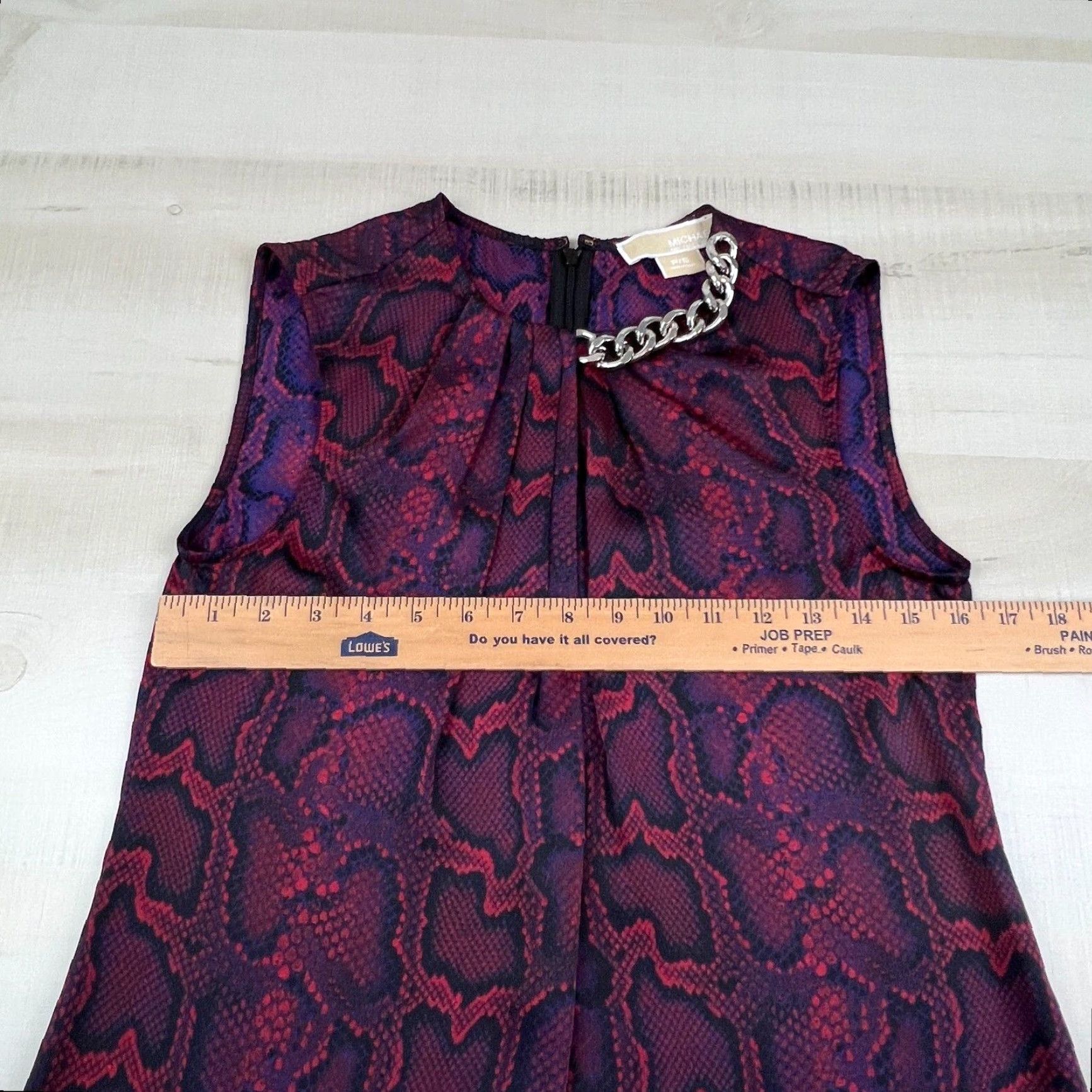 Michael Kors Michael Kors Pink Snakeskin Sleeveless Chain Accent Blouse Women's Petite Small Size S / US 4 / IT 40 - 6 Thumbnail