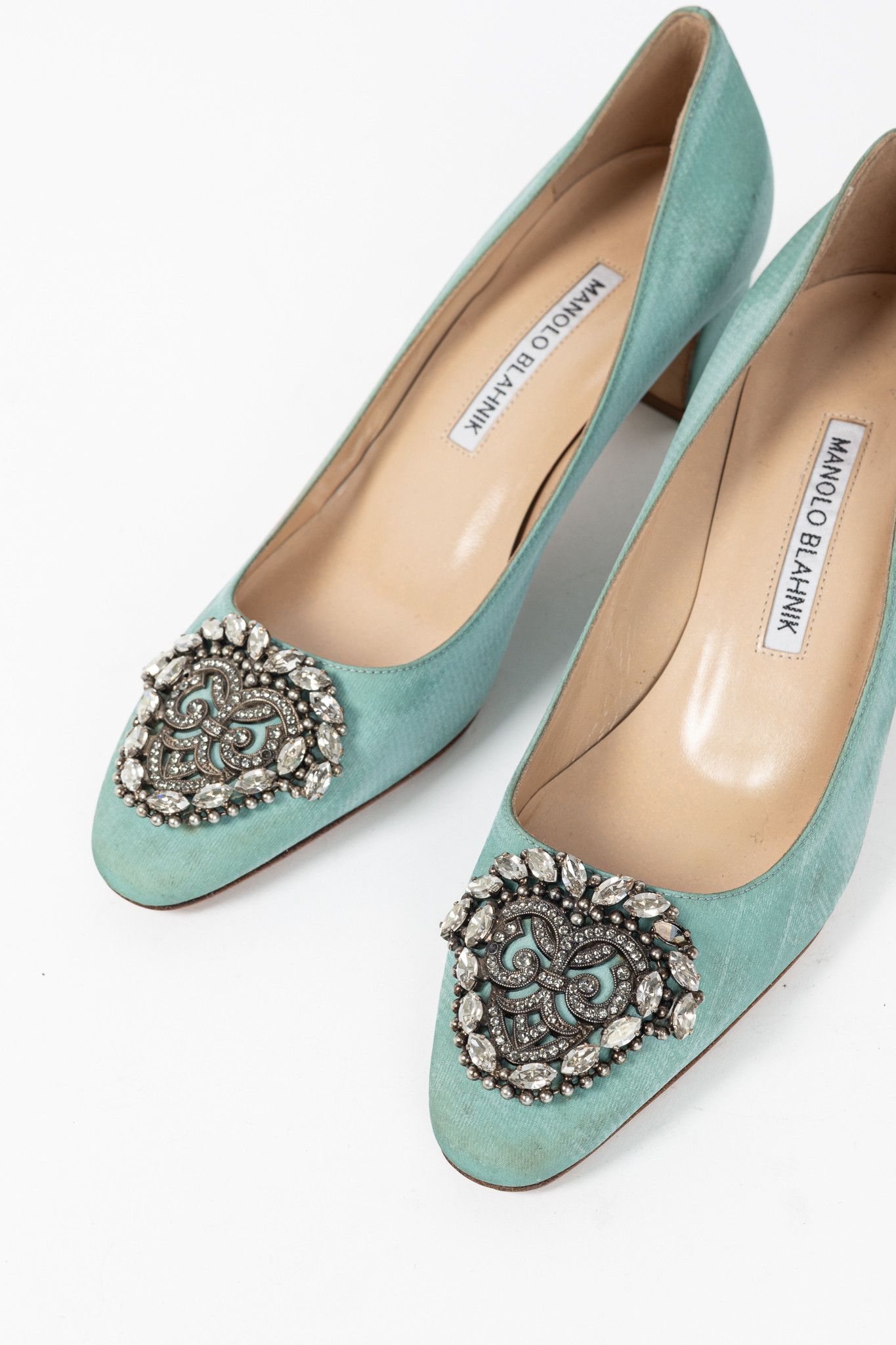 Manolo Blahnik Manolo Blahnik Okkato Teal Crêpe De Chine Jewel Buckle Pumps Size US 5 / IT 35 - 7 Thumbnail
