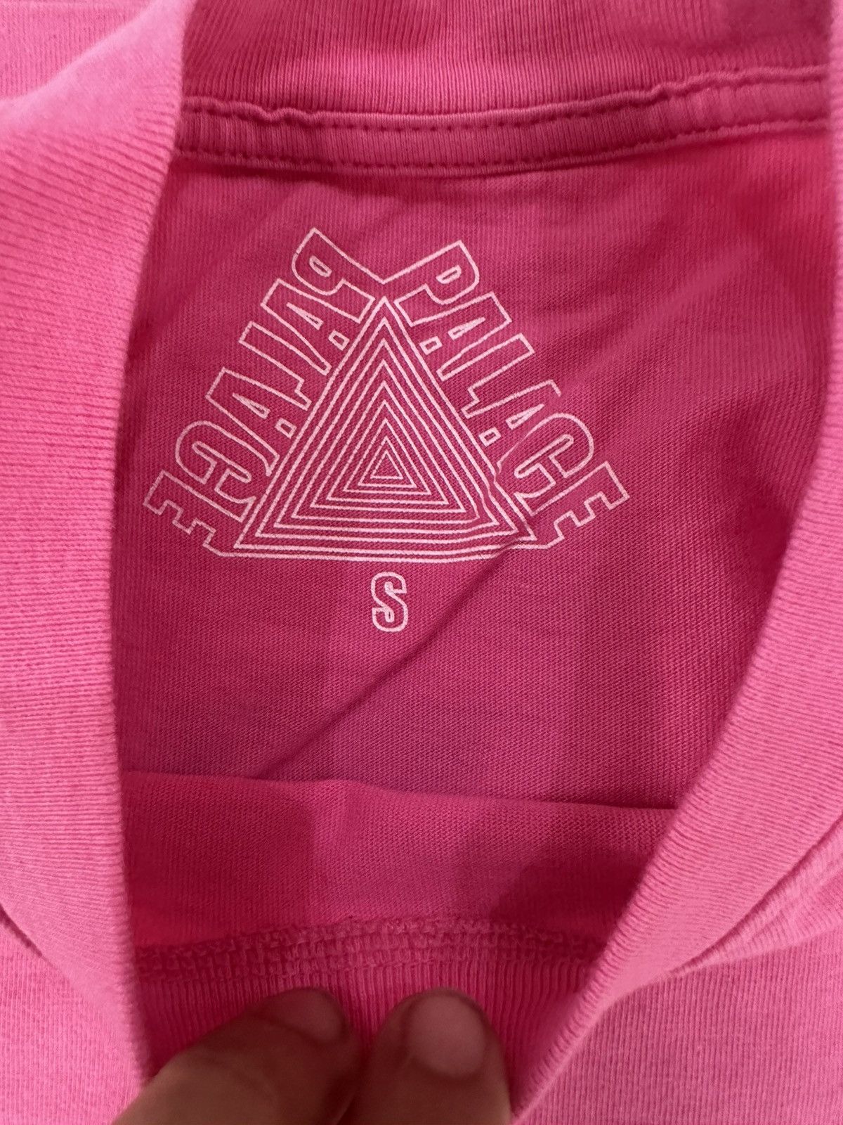 Palace Palace Terminator LA Exclusive triferg pink size s used SS19 Size US S / EU 44-46 / 1 - 5 Thumbnail