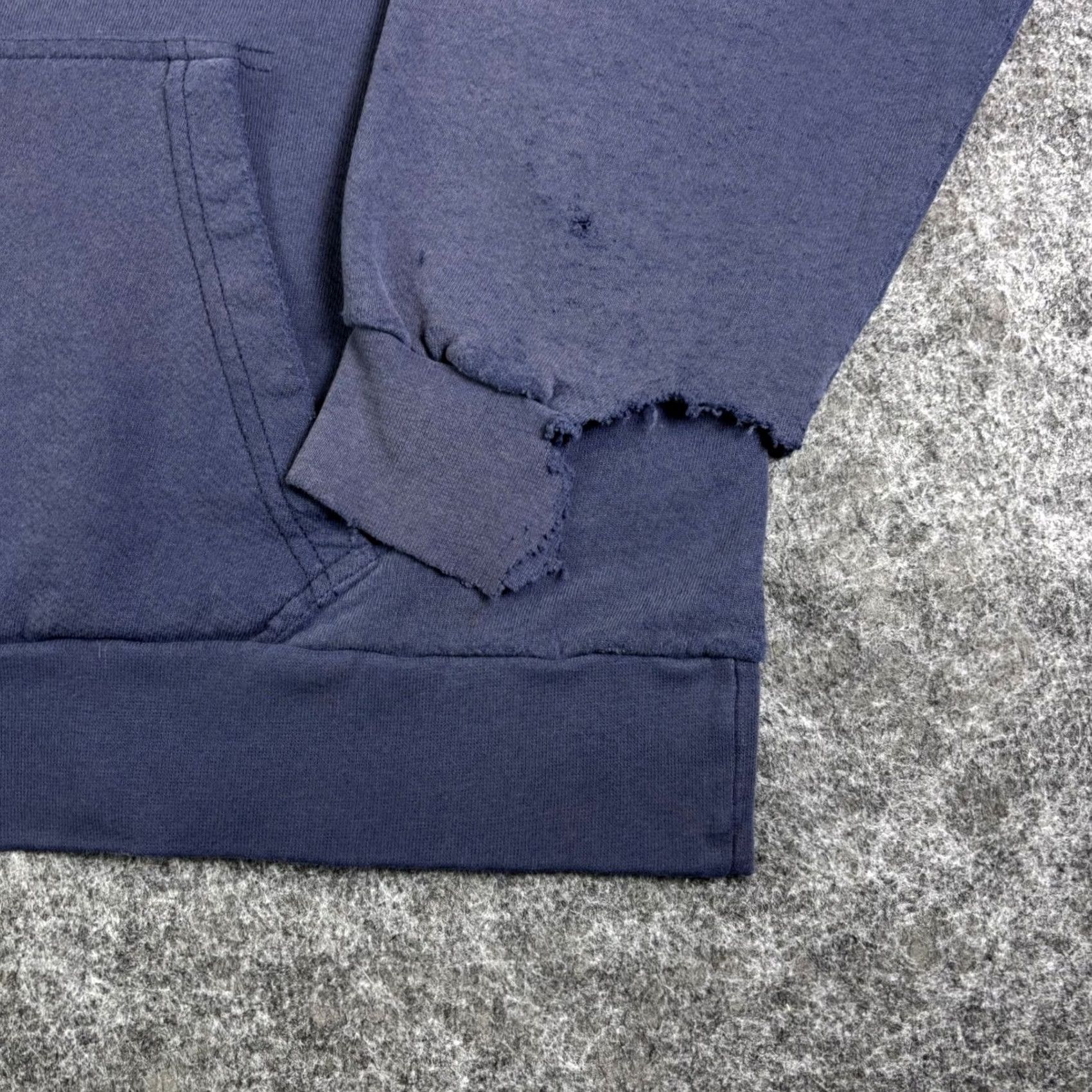 Nike Nike Hoodie Mens XL Distressed Graphic Pullover Navy Blue Vintage Athletics Short Description: 0 Size US XL / EU 56 / 4 - 7 Thumbnail