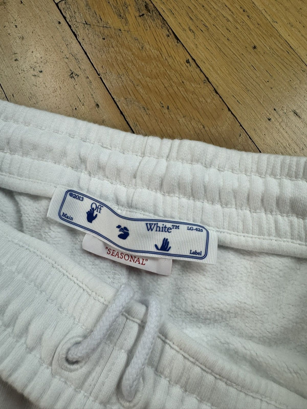 Off-White OFF-WHITE PINK GRADIENT ARROW SWEATPANTS Size US 36 / EU 52 - 6 Thumbnail