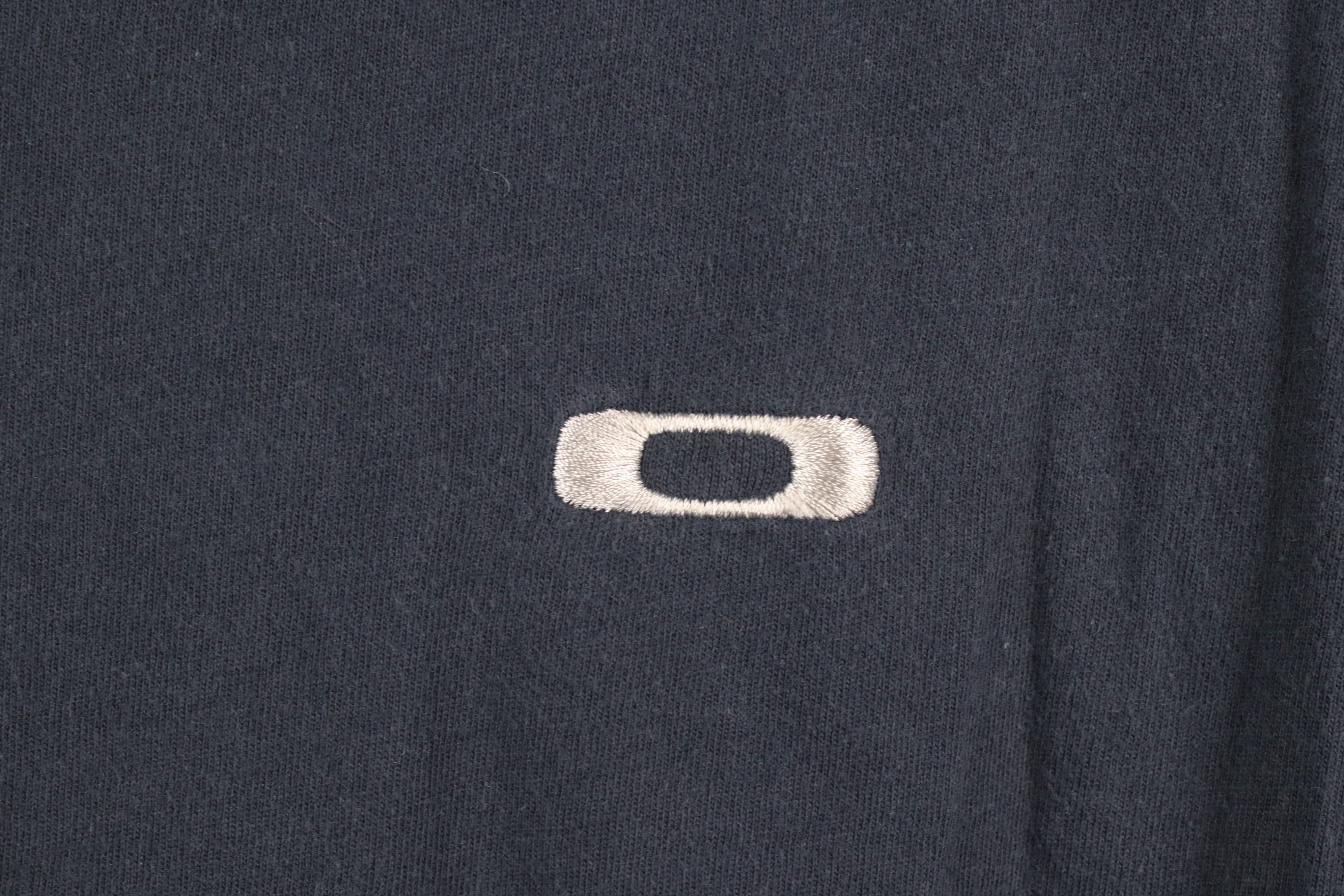 Oakley × Vintage Vintage Y2K Oakley O Logo Short Sleeve V-Neck T-Shirt Blue Size US M / EU 48-50 / 2 - 4 Thumbnail