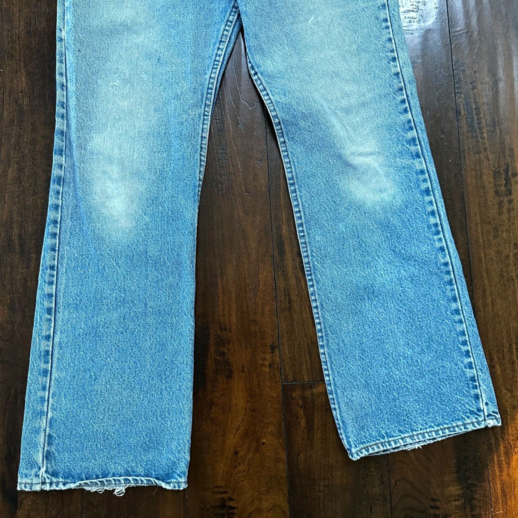 Levi's VINTAGE Levi's 517 Jeans Men Bootcut 34x31 USA Orange Tab Blue Denim 80s 1990s Flare Authentic Leather Patch Mens Bottoms Size US 34 / EU 50 - 3 Thumbnail