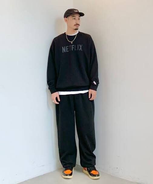 Beams Japan Netflix x Beams Sweatshirt Size US M / EU 48-50 / 2 - 1 Thumbnail