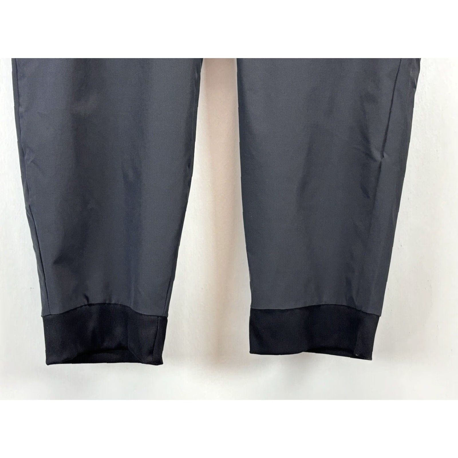 Adidas adidas Women’s Athletic Pants Pull On Crop Ankle Black Gray Sz XXL 2XL Regular Polyester Size 40" / US 18 - 6 Thumbnail
