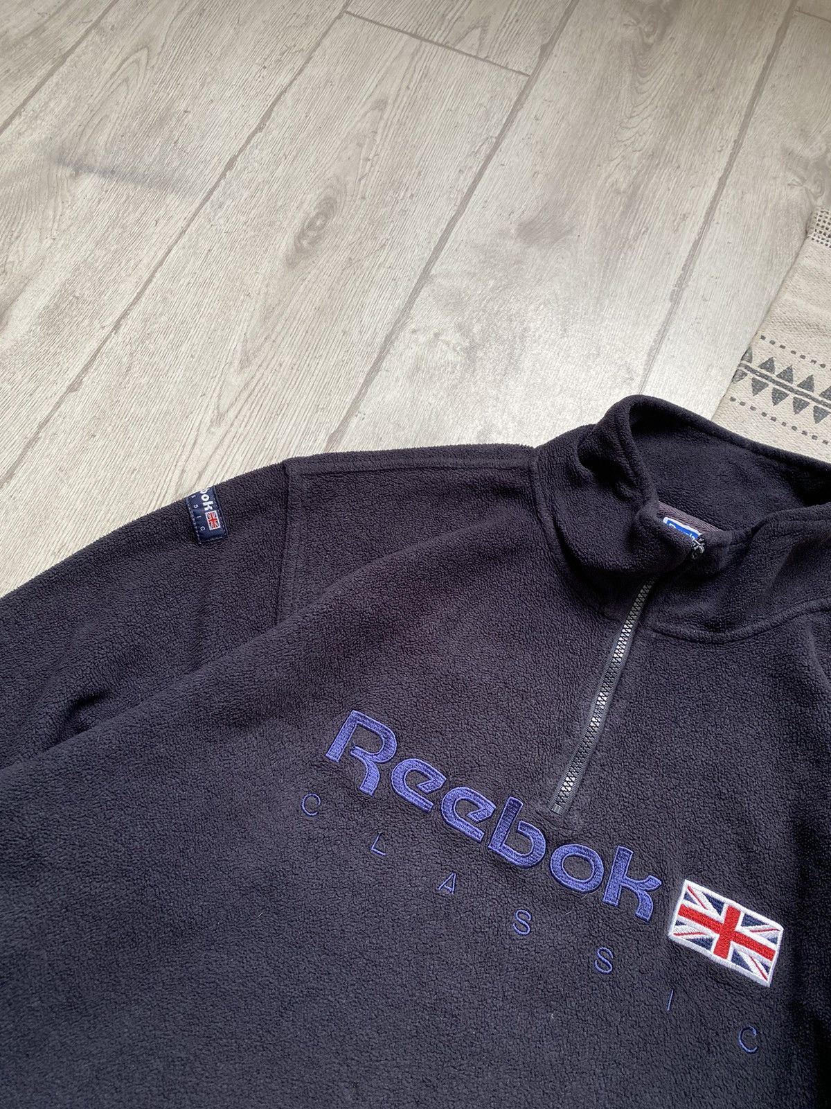 Reebok Vintage Reebok Fleece sweatshirt zip center logo UK flag Size US L / EU 52-54 / 3 - 5 Thumbnail