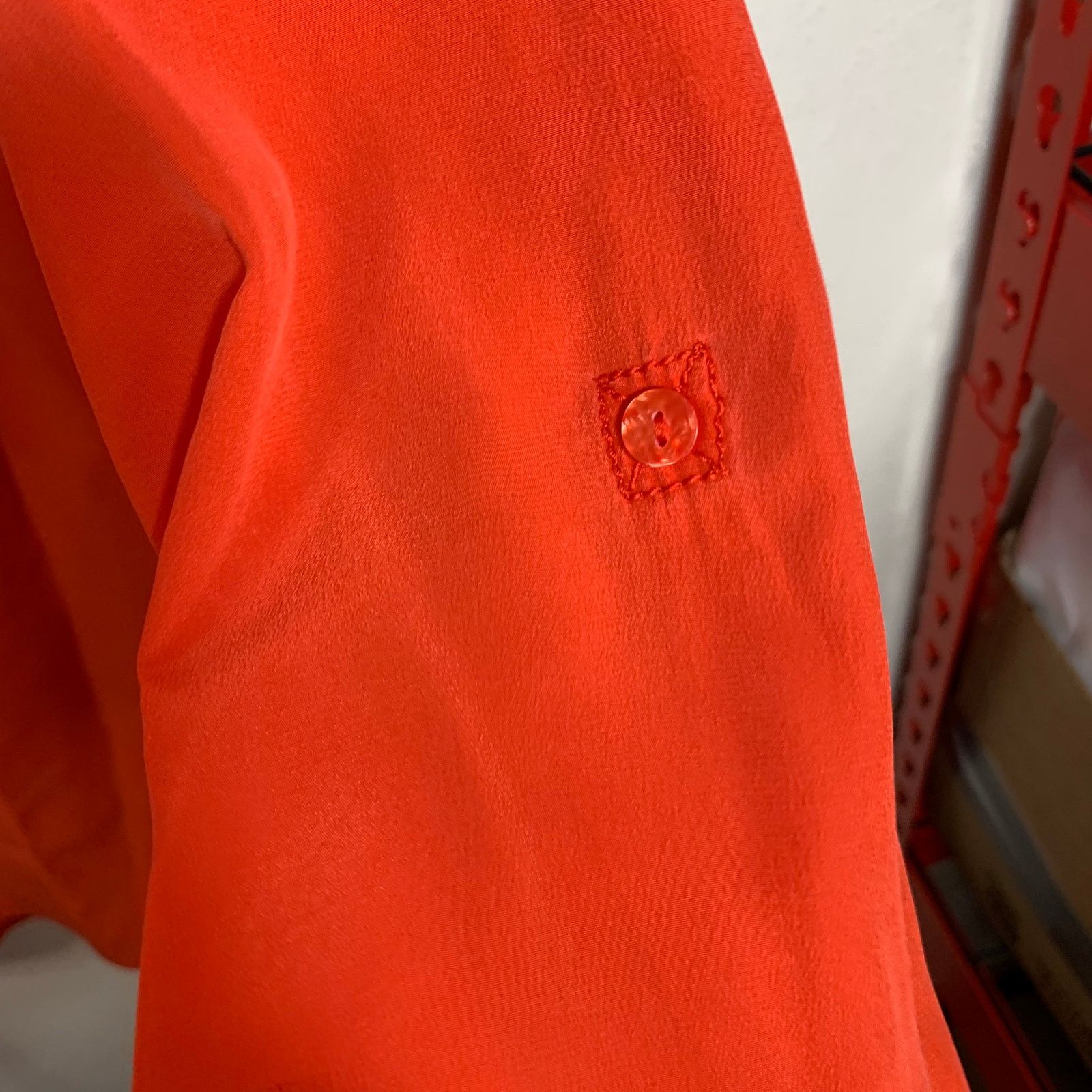 Diane von Furstenberg Diane von Furstenberg Orange Silk Long Sleeve Shirt Size 10 Size L / US 10 / IT 46 - 9 Thumbnail