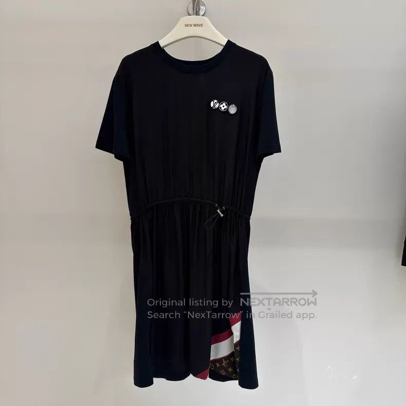 Louis Vuitton Louis Vuitton Black Short Sleeve Dress Size L / US 10 / IT 46 - 1 Thumbnail