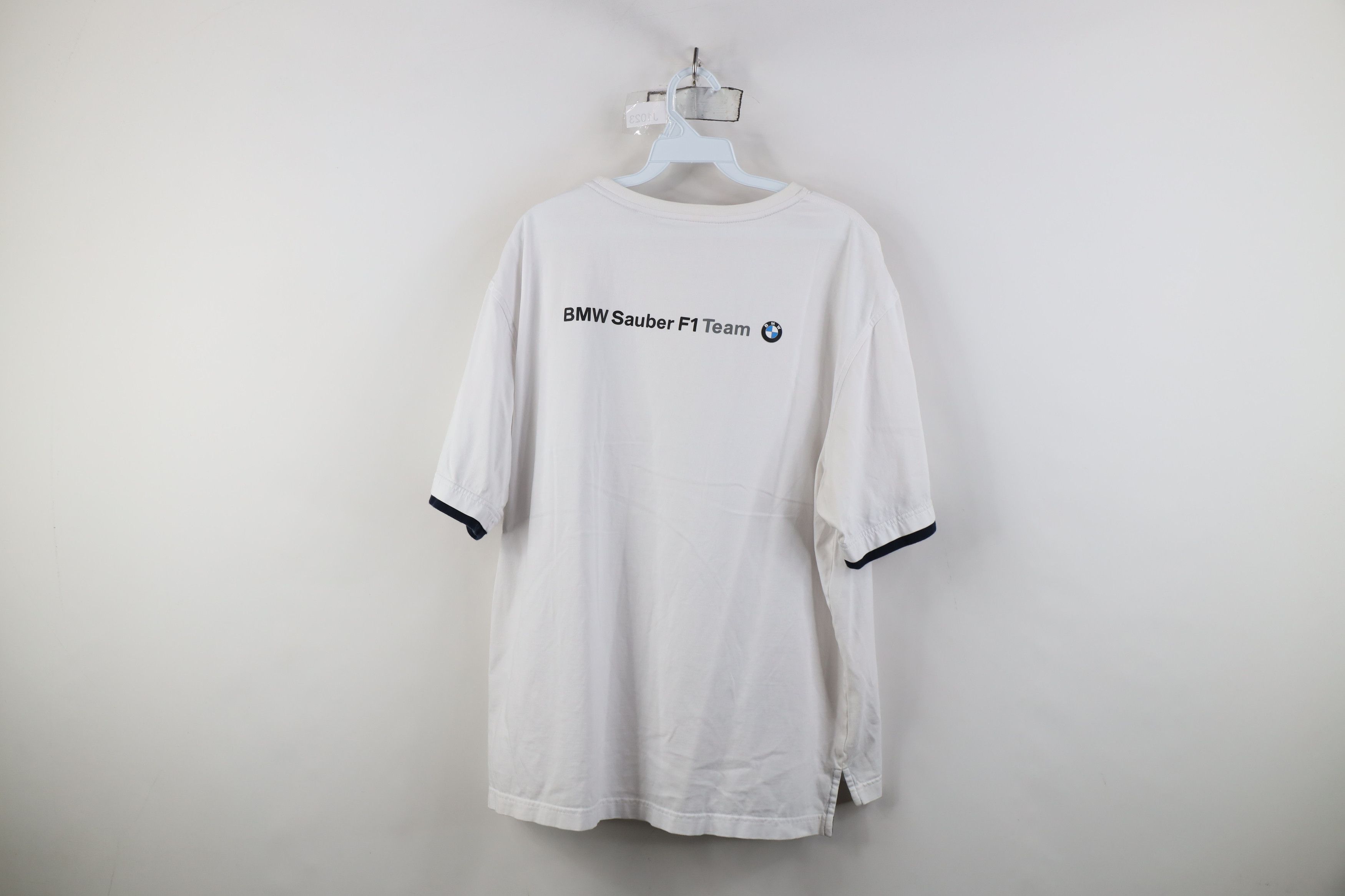 Vintage Vintage Y2K BMW Sauber F1 Team Spell Out F1 Racing T-Shirt Size US XXL / EU 58 / 5 - 14 Thumbnail
