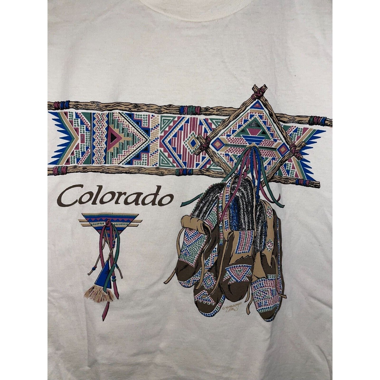 Jerzees 90s CO Colorado Native American Mocassin Shoes Art Shirt L Size US L / EU 52-54 / 3 - 2 Thumbnail