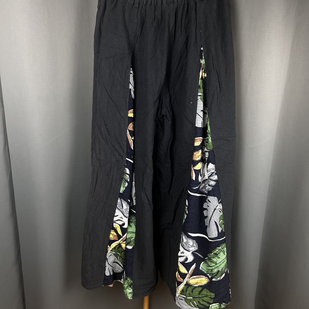 Vintage Vintage Titicaca Japanese Brand Wide Leg pants Size US 26 / EU 42 - 5 Thumbnail