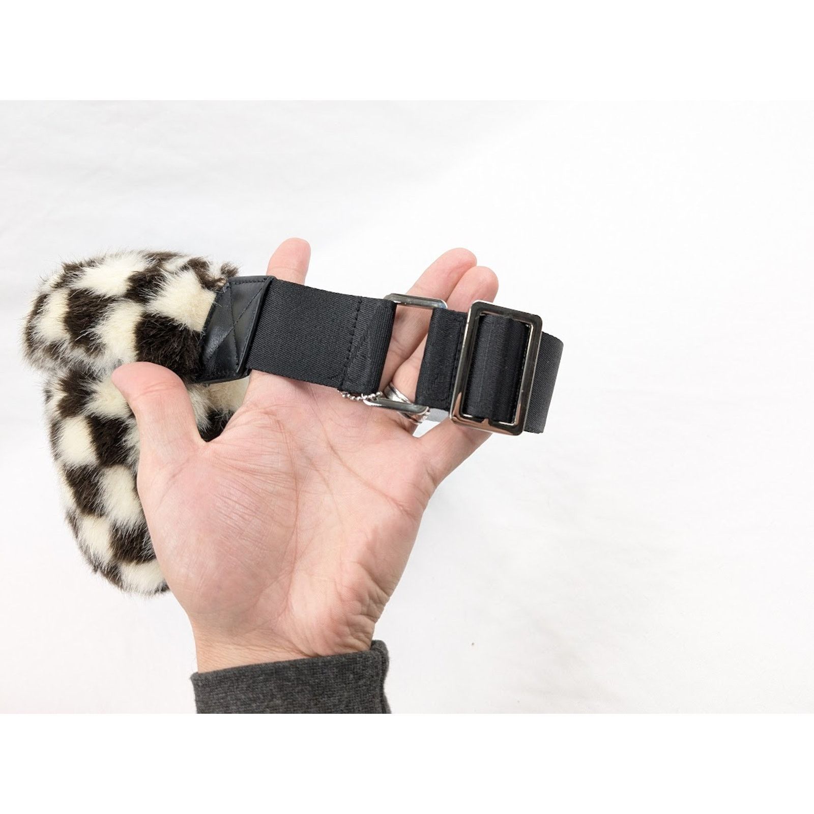 Amiri o1rshd1 DUP/ Size: OS/Faux Fur Checkered Bumbag Black/White Size ONE SIZE - 20 Thumbnail