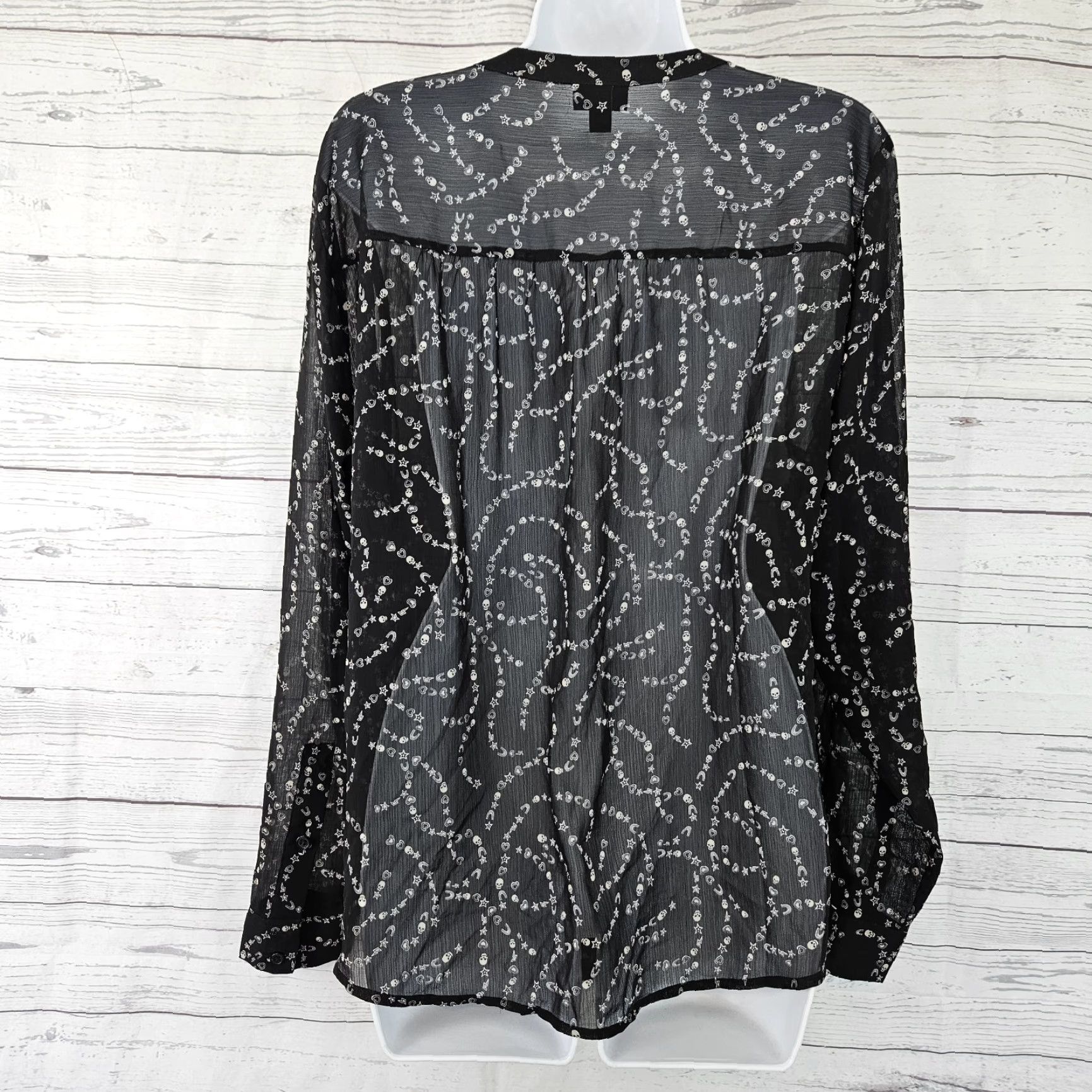 Torrid Torrid Blouse Shirt Long Sleeve Chiffon Black Sz L Womens Skull Charms of Luck Vintage No Size L / US 10 / IT 46 - 4 Thumbnail