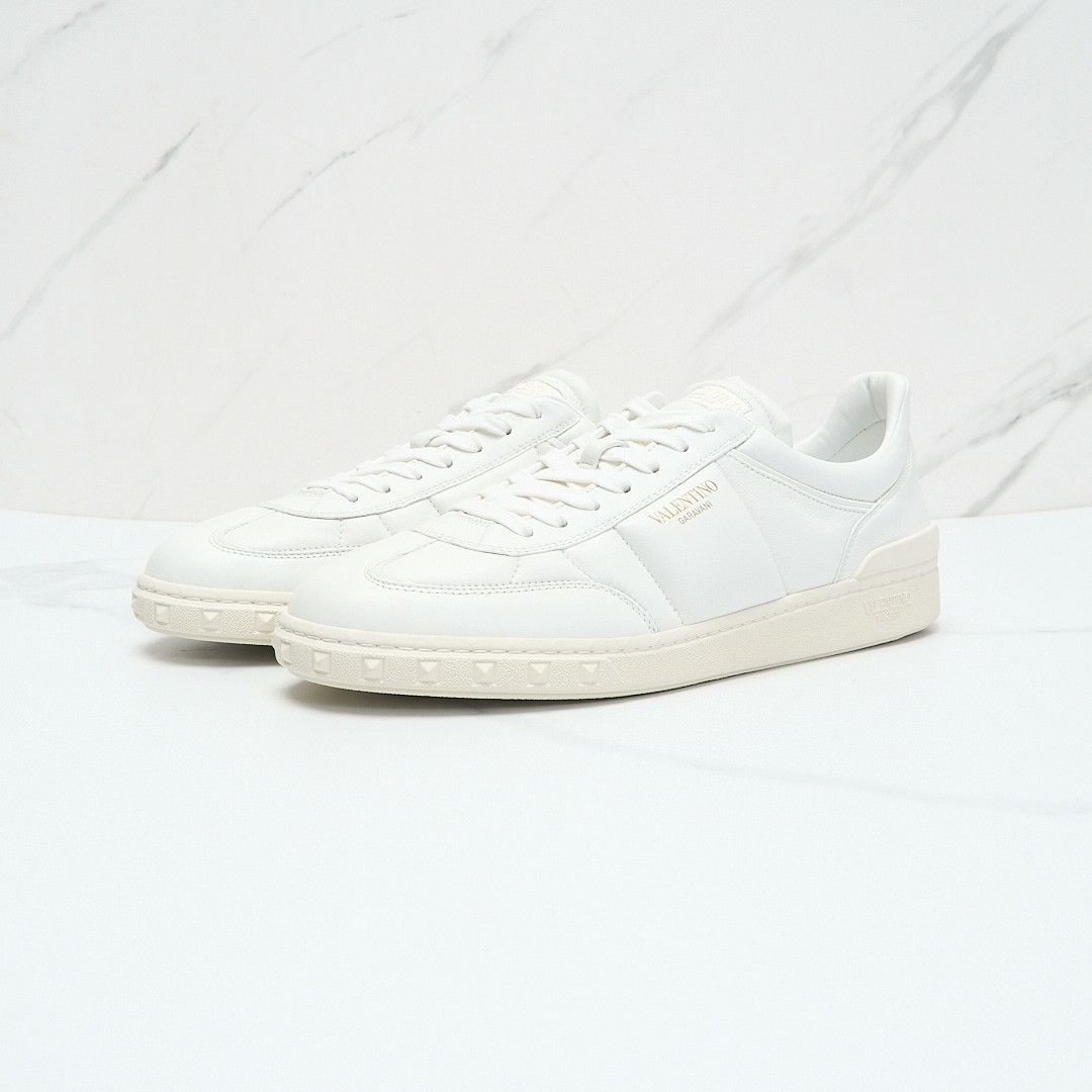 Valentino Valentino Men's Upvillage Studded Casual Shoes Size US 9 / EU 42 - 1 Thumbnail