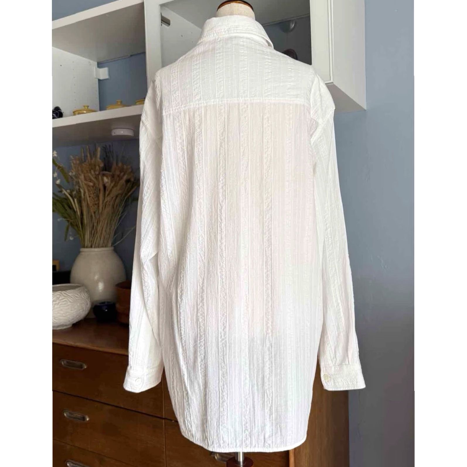 Vanessa Bruno VINTAGE Vanessa Bruno Button-Up Shirt White Cotton Textured Long Sleeve Collared Size 38 100% Cotton Mens Womens? Size M / US 6-8 / IT 42-44 - 3 Thumbnail