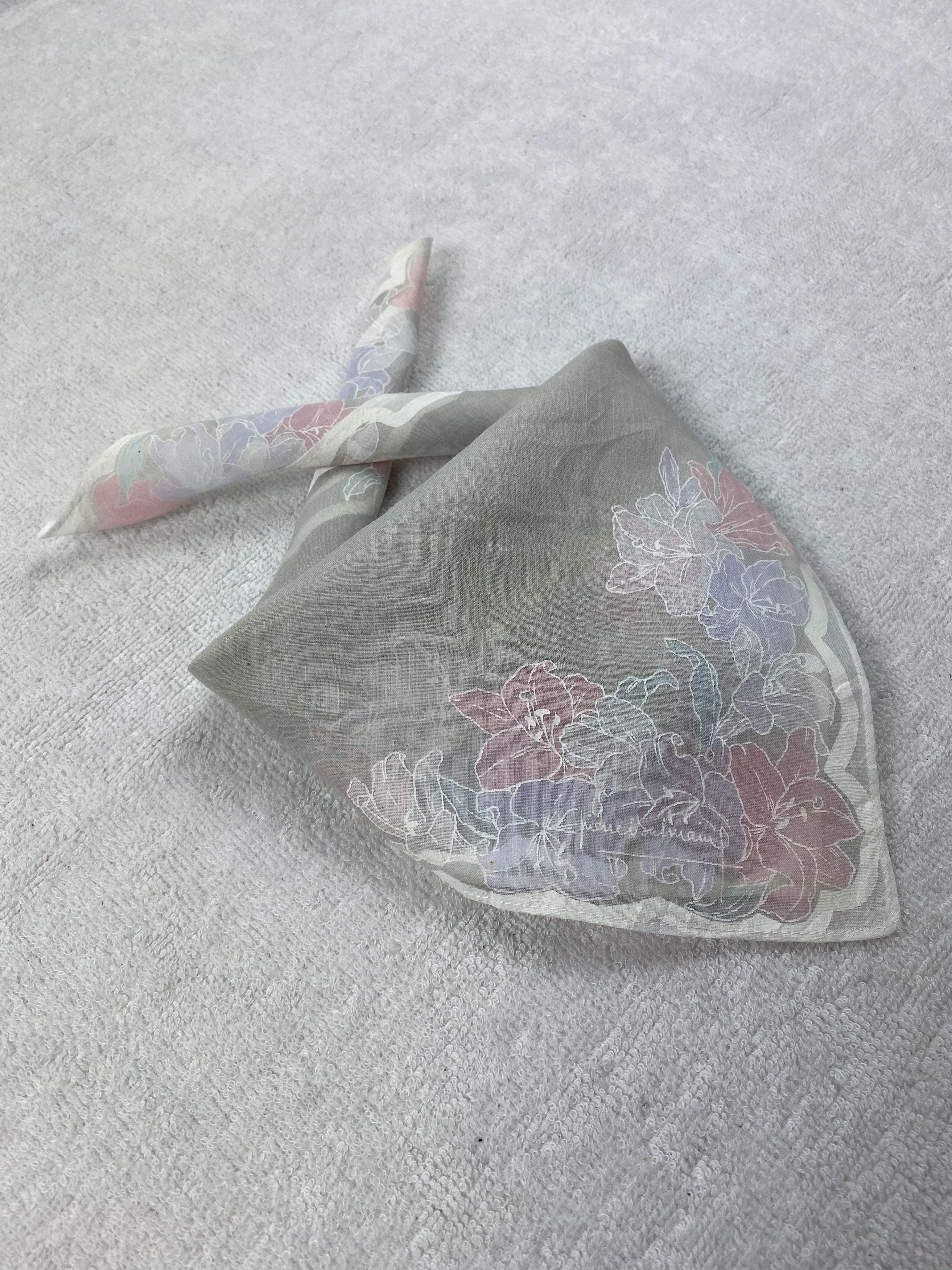 Pierre Balmain × Vintage Pierre Balmain Handkerchief / Bandana / Neckerchief Size ONE SIZE - 2 Thumbnail