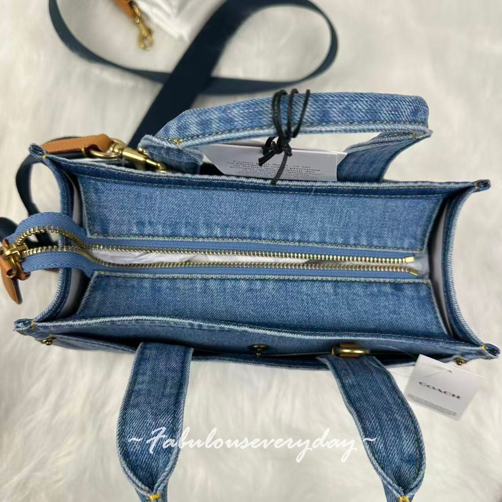 Coach COACH Cargo Tote Bag 26 Crossbody In Denim/Gold/Denim Size ONE SIZE - 7 Thumbnail