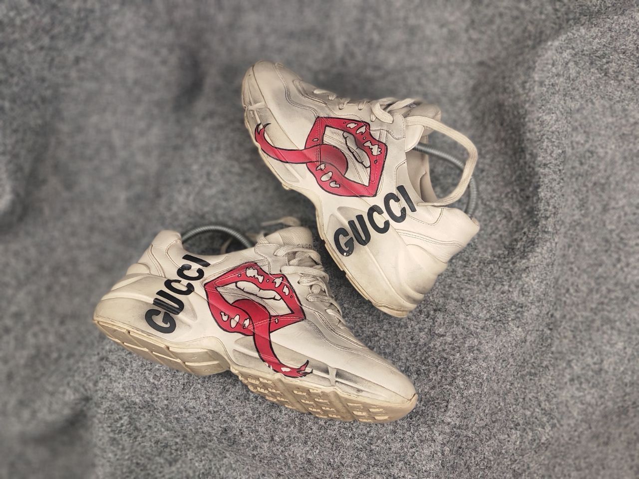 Gucci Gucci Authentic Cream Leather Mouth Print Rhyton Sneakers Size US 9 / IT 39 - 4 Thumbnail