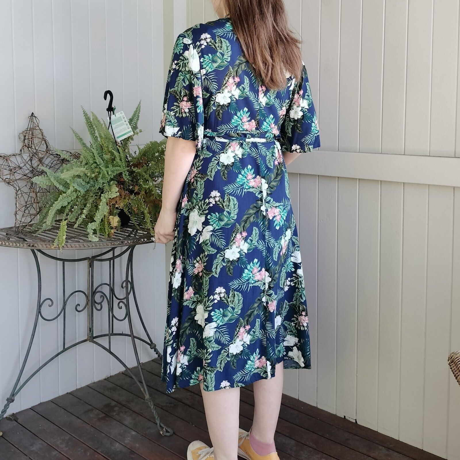 Designer Ivory Dress Floral Wrap Midi Bell Sleeve Ruffle Cocktail Size L / US 10 / IT 46 - 2 Thumbnail