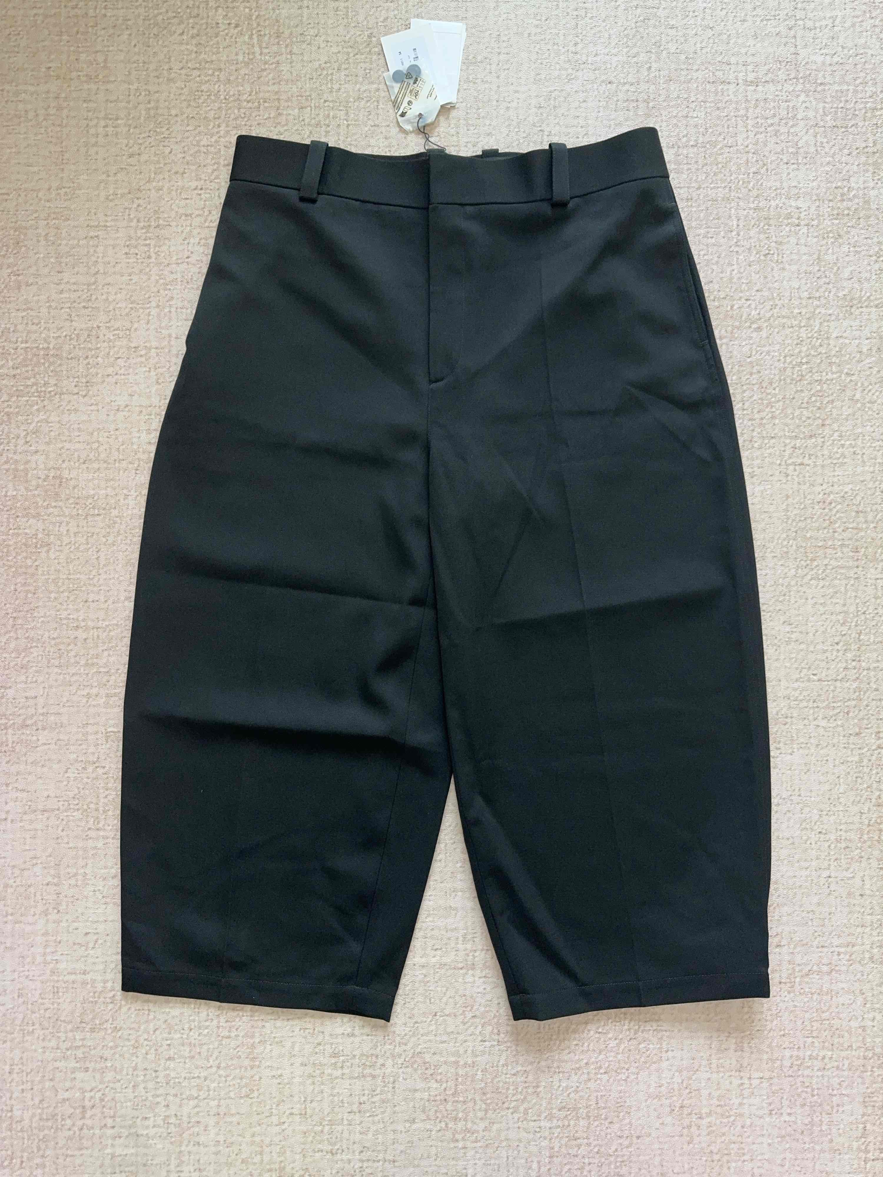 Bottega Veneta Bottega Veneta Wool Shorts Size 38 Size US 38 / EU 54 - 1 Thumbnail