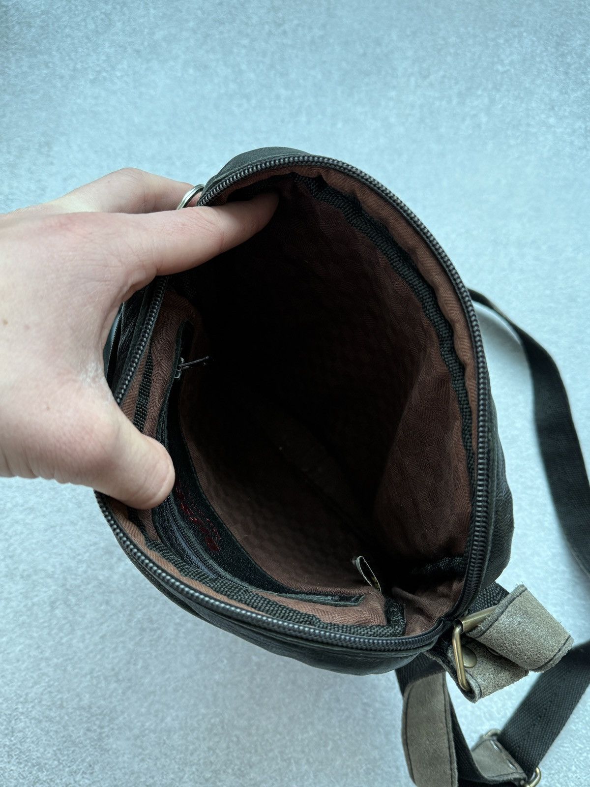 Diesel Vintage Diesel Reversible Messenger Bag Leather Black Men’s Size ONE SIZE - 14 Thumbnail