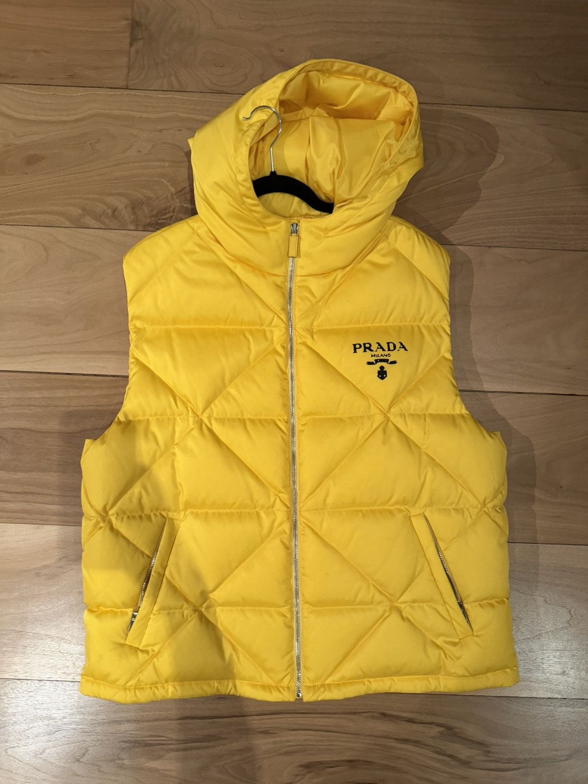 Prada Prada Down Logo Vest Yellow Size US XXL / EU 58 / 5 - 1 Thumbnail