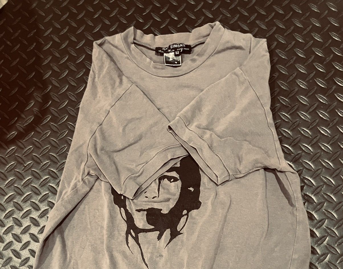 Raf Simons Raf Simons A/W 1998 Radioactivity Tee Size US S / EU 44-46 / 1 - 5 Thumbnail