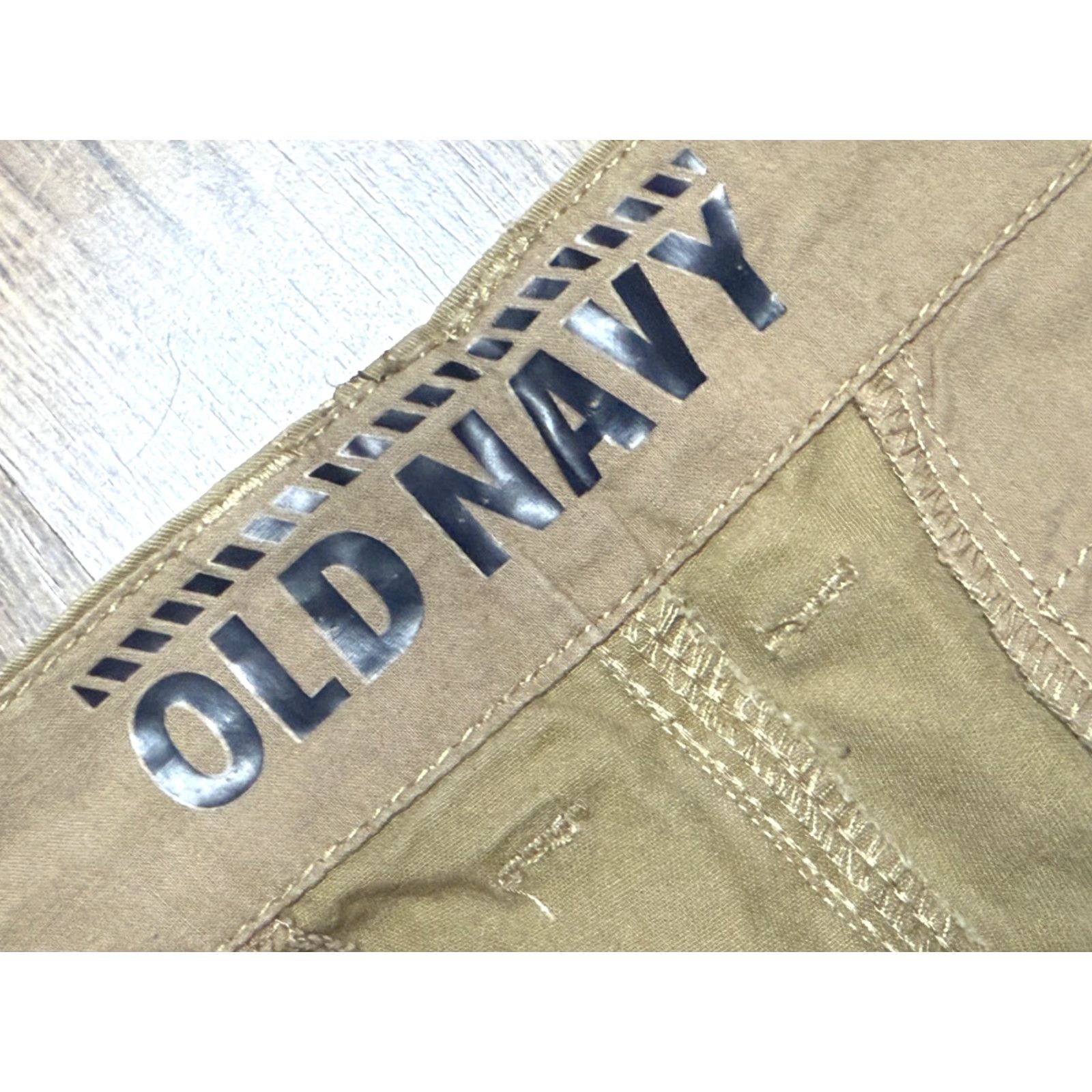 Old Navy Old Navy Pants Men's 36x32 Khaki Brown Side Pockets Straight Leg Naut? Size US 36 / EU 52 - 4 Thumbnail