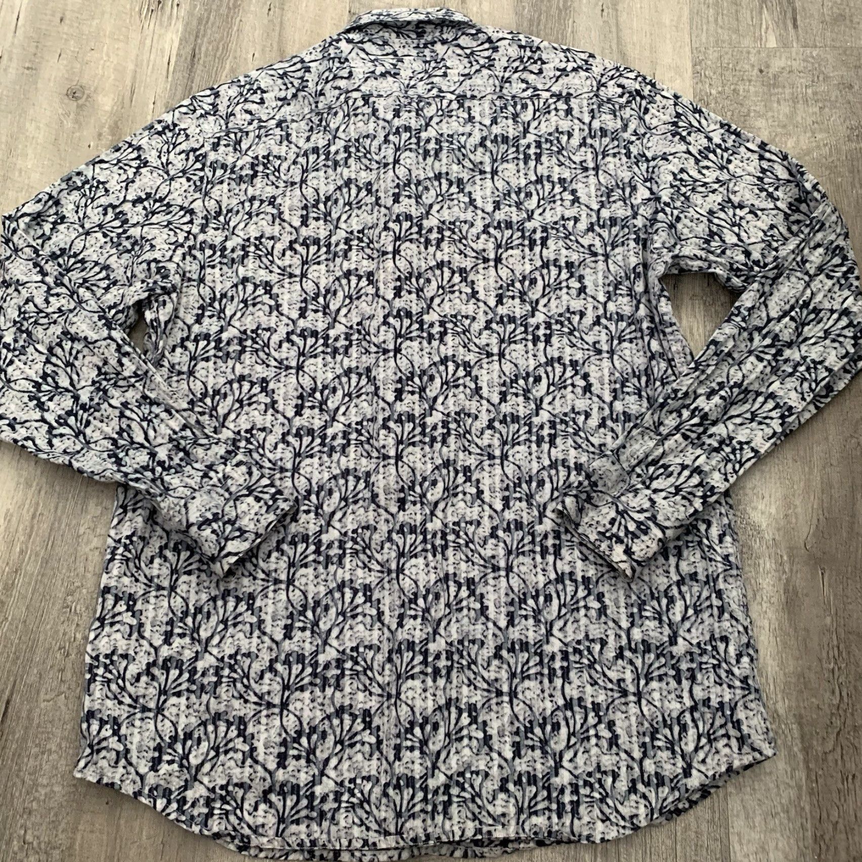 Calvin Klein Calvin Klein Shirt Mens Large Gray Blue Batik Modern Fit Long Sleeve Button Up Size US L / EU 52-54 / 3 - 5 Thumbnail