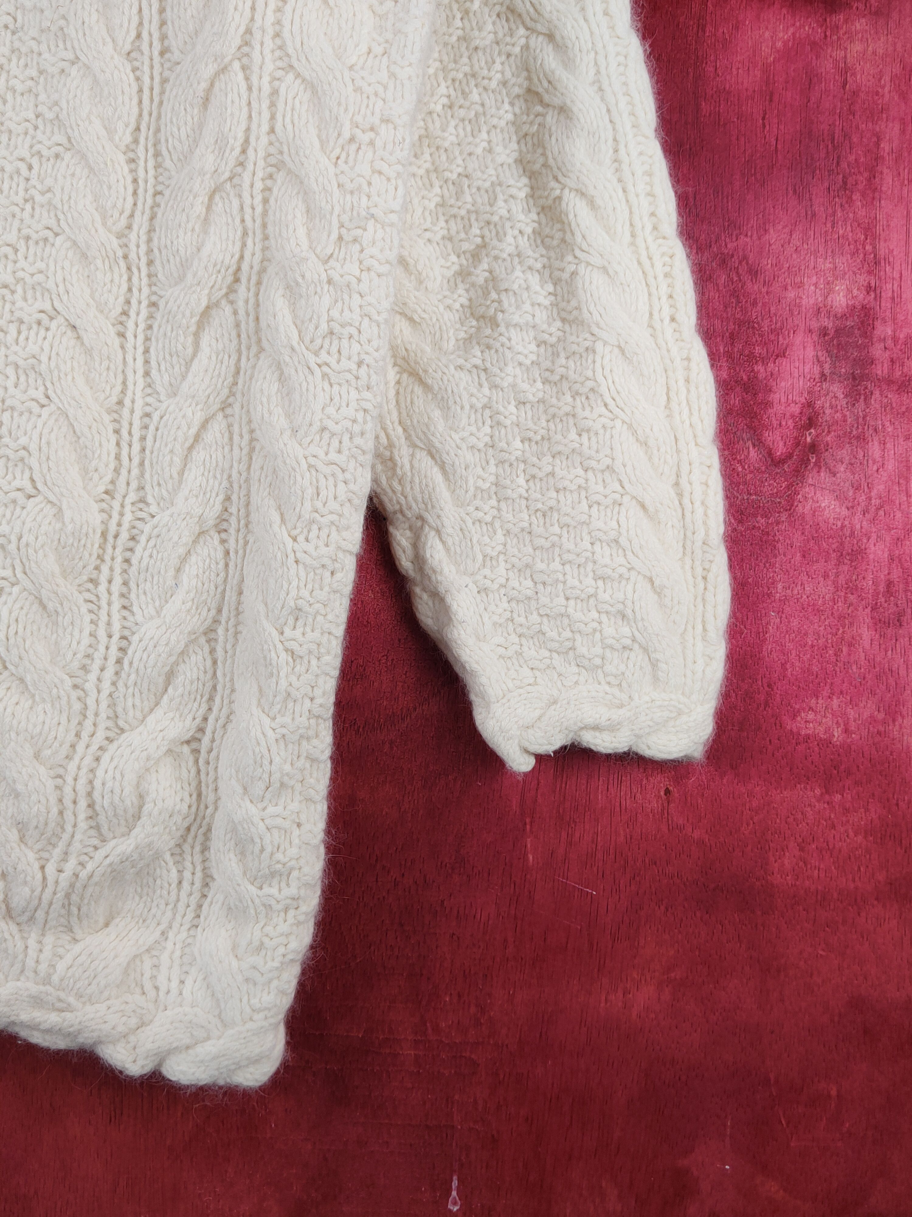 Brooks Brothers Brooks Brothers handknit Cream Knitwear Sweatshirts #S2380 Size US L / EU 52-54 / 3 - 6 Thumbnail