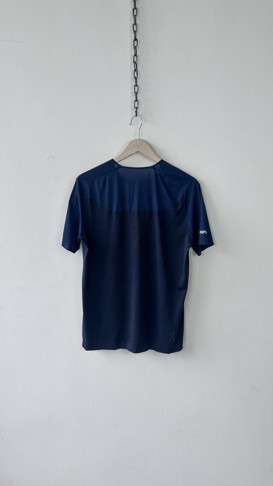 On On Running Performance T-Shirt Red Bull 400 Event Racing Top Size US M / EU 48-50 / 2 - 11 Thumbnail