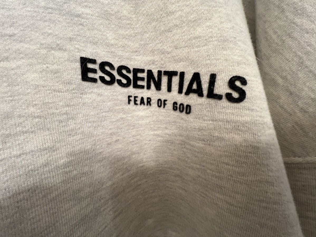 Fear of God Fear of God Essentials Hoodie in Heather Grey Size US XL / EU 56 / 4 - 3 Thumbnail